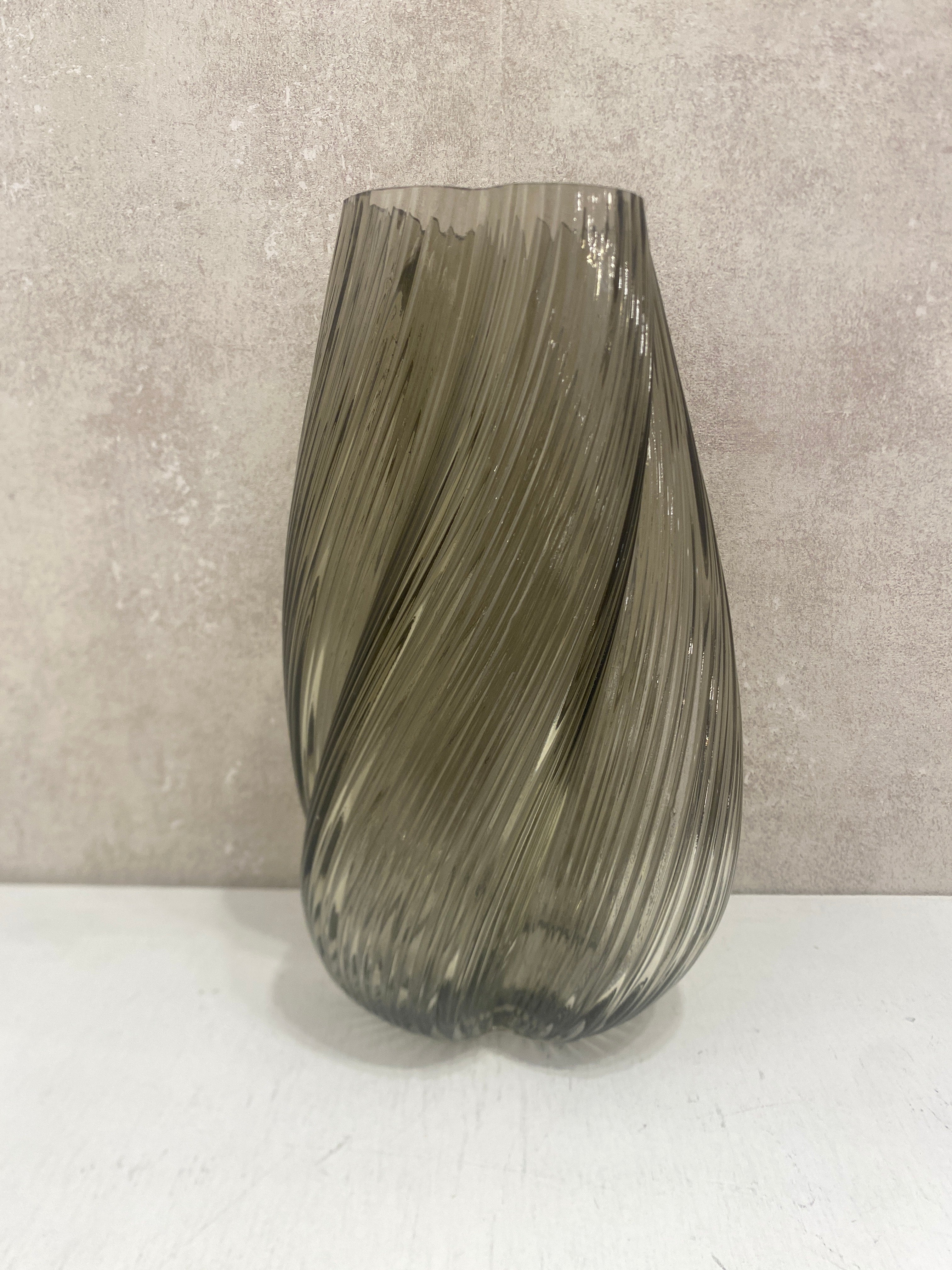 Vaso 28 tortora