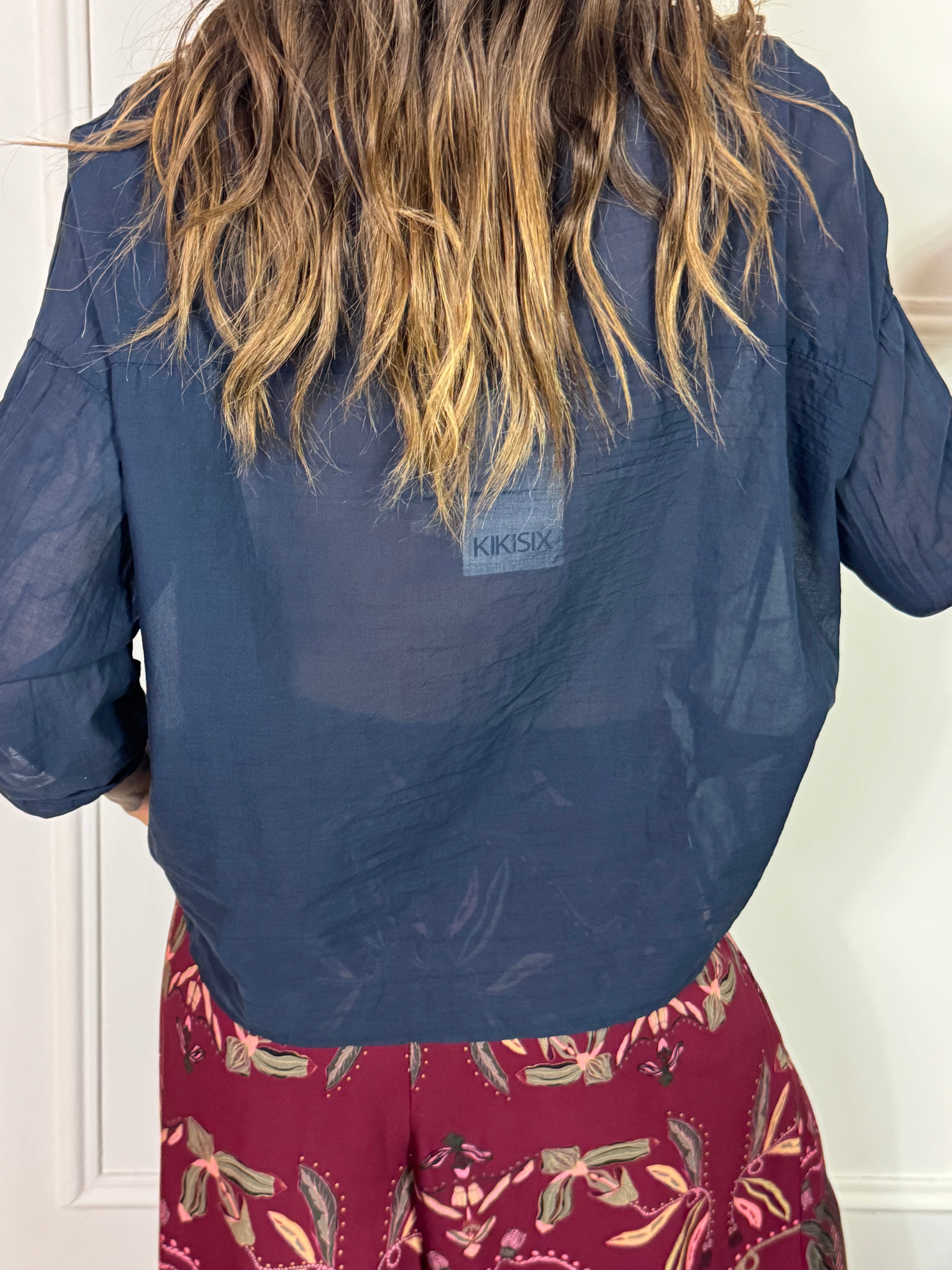 Camicia Kikisix in mussola di cotone collo coreana TINTA UNITA