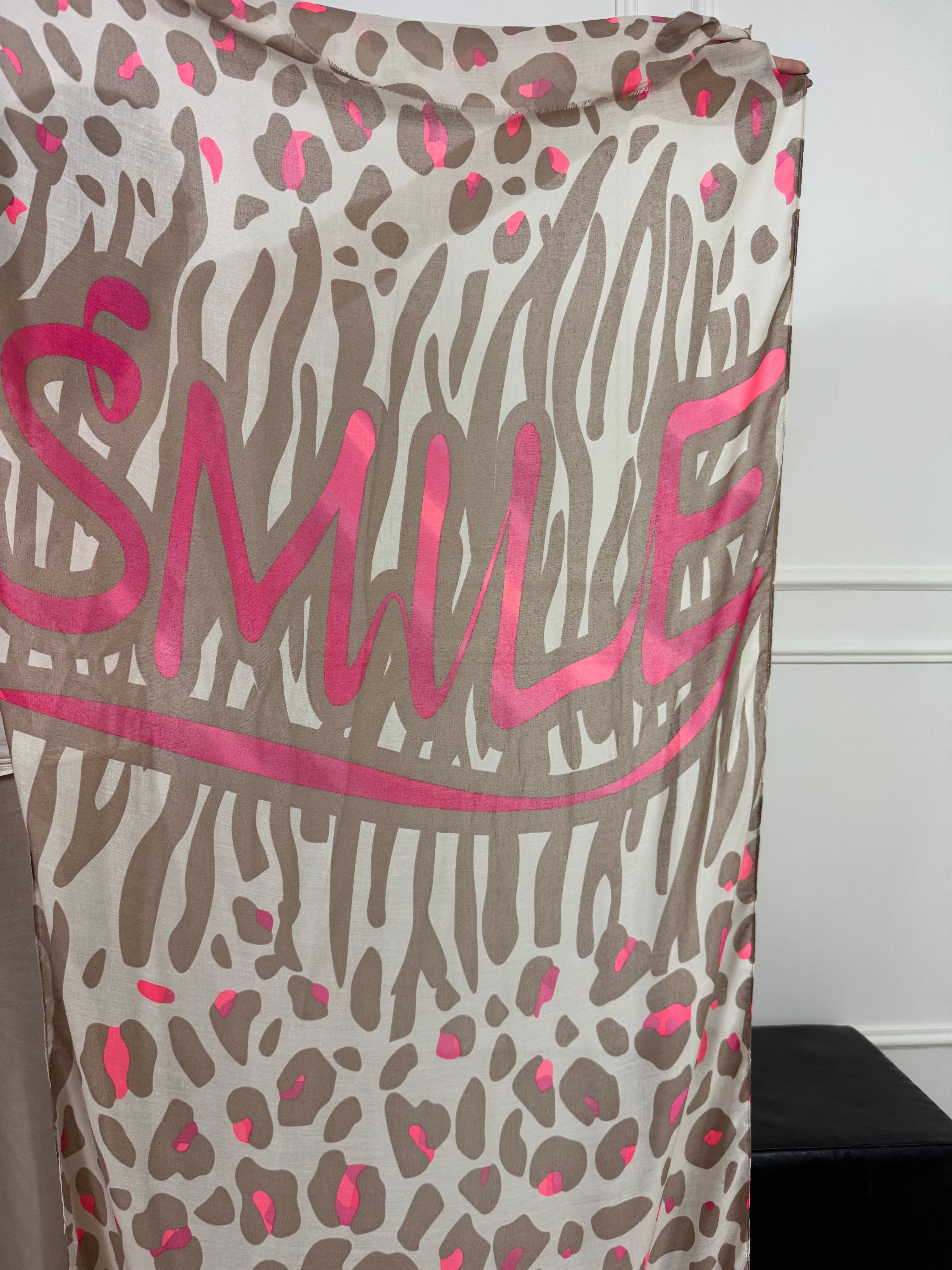 Foulard grande rettangolare in viscosa MACULATO con scritta SMILE