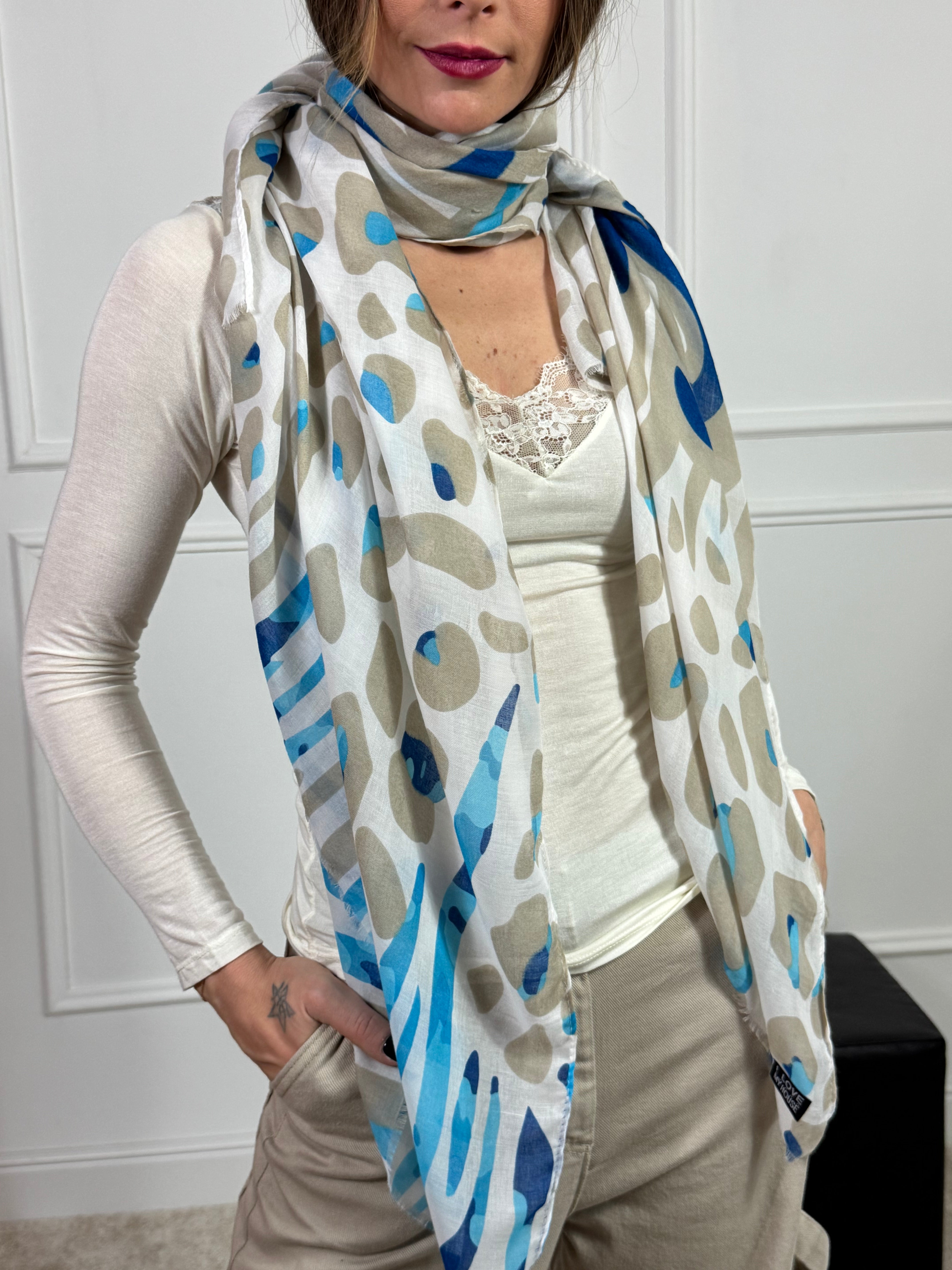Foulard grande rettangolare in viscosa MACULATO con scritta SMILE