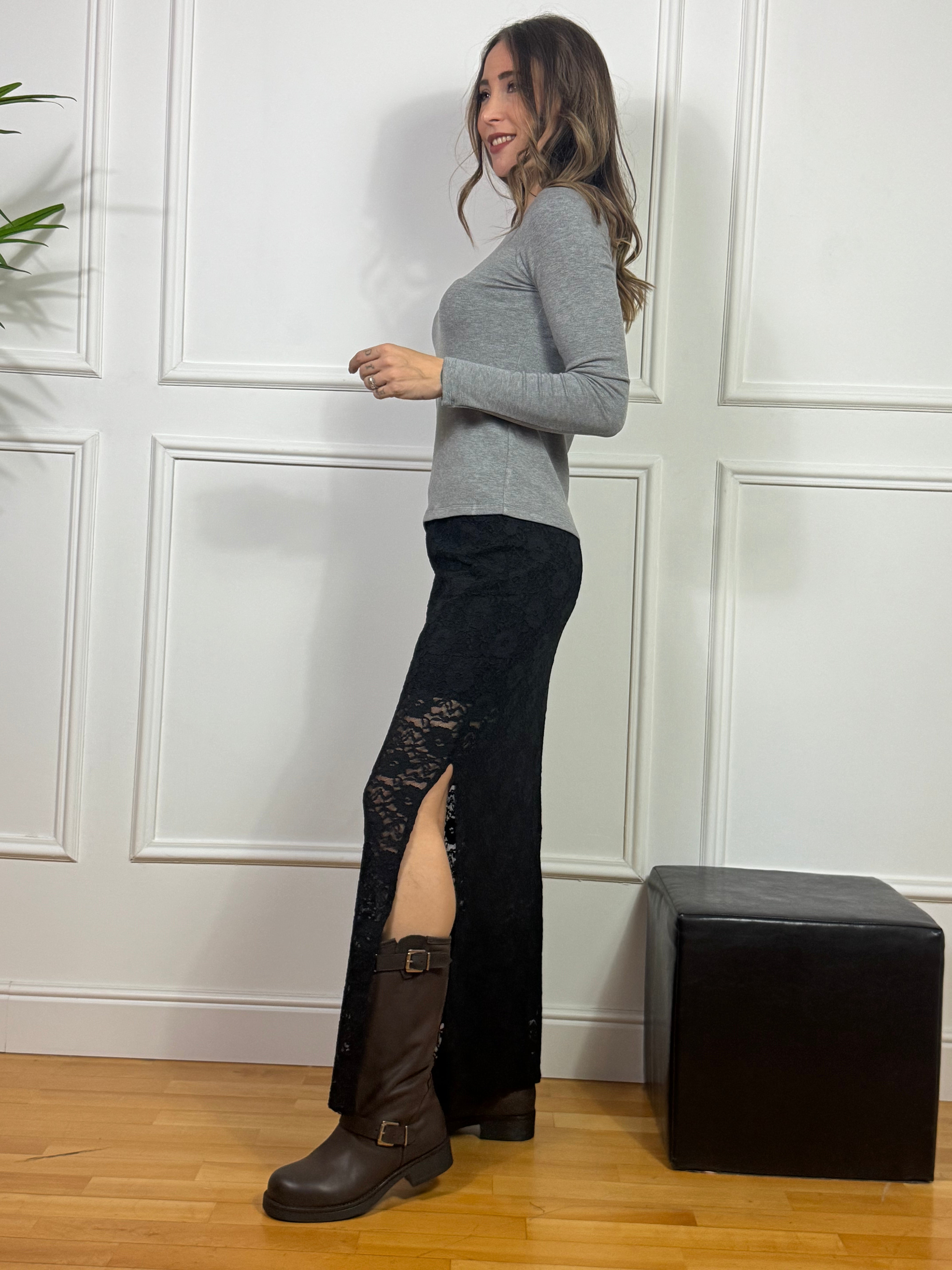 Gonna tubino in pizzo con spacco laterale You Decide