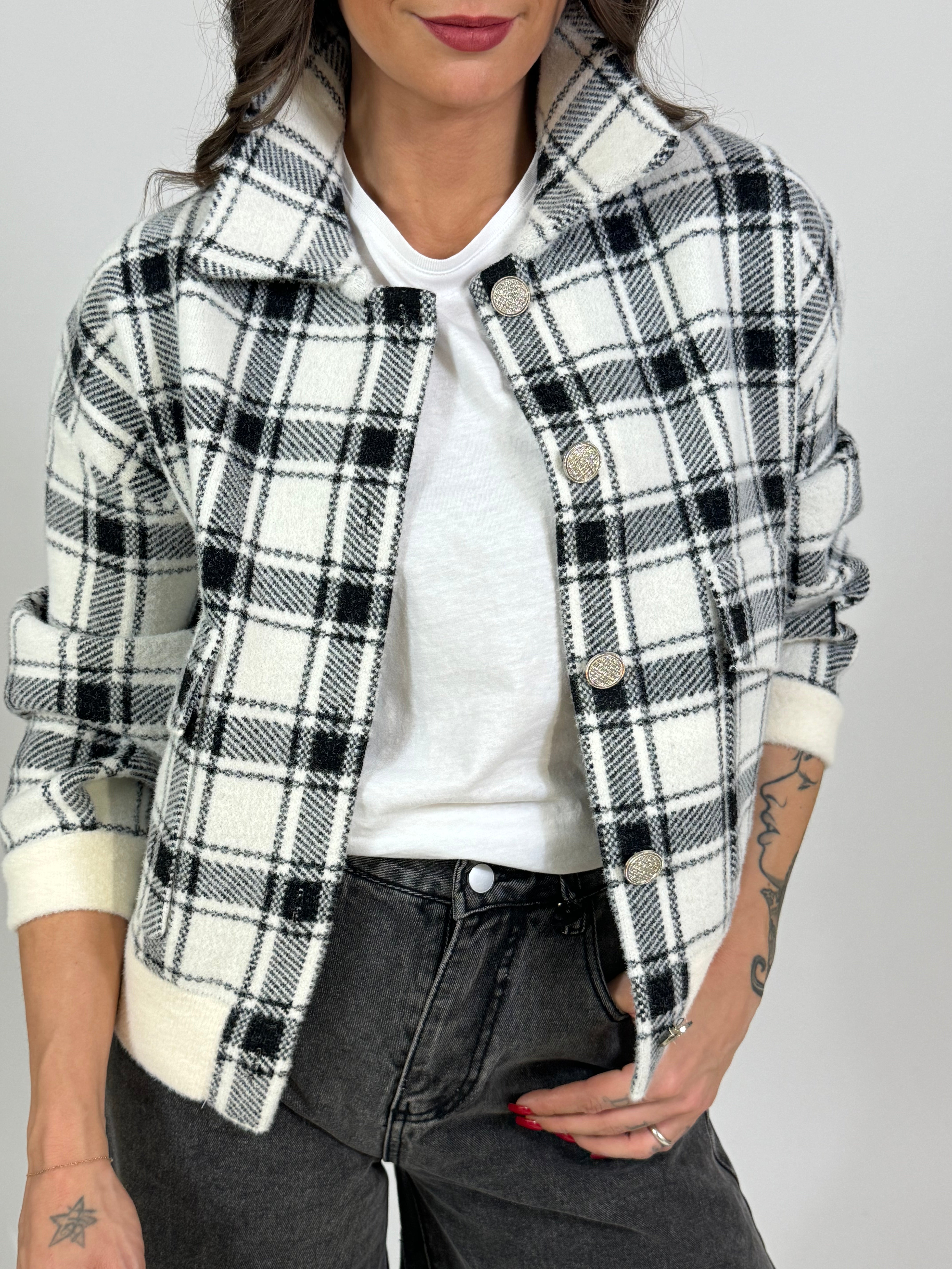 Giacca / Cardigan con bottoni Victoria ILMH fantasia scozzese