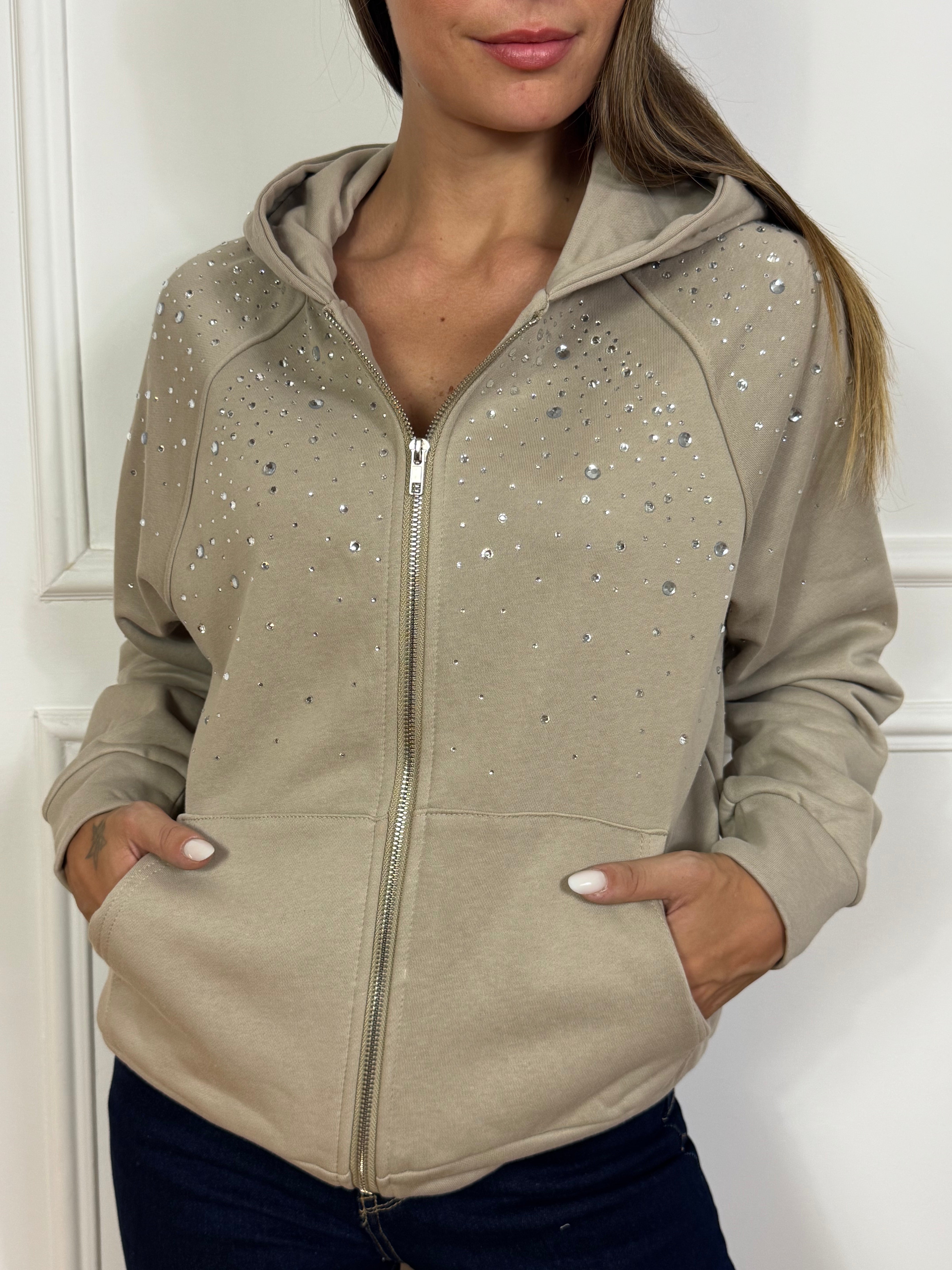 Felpa garzata con cappuccio Victoria ILMH e STRASS