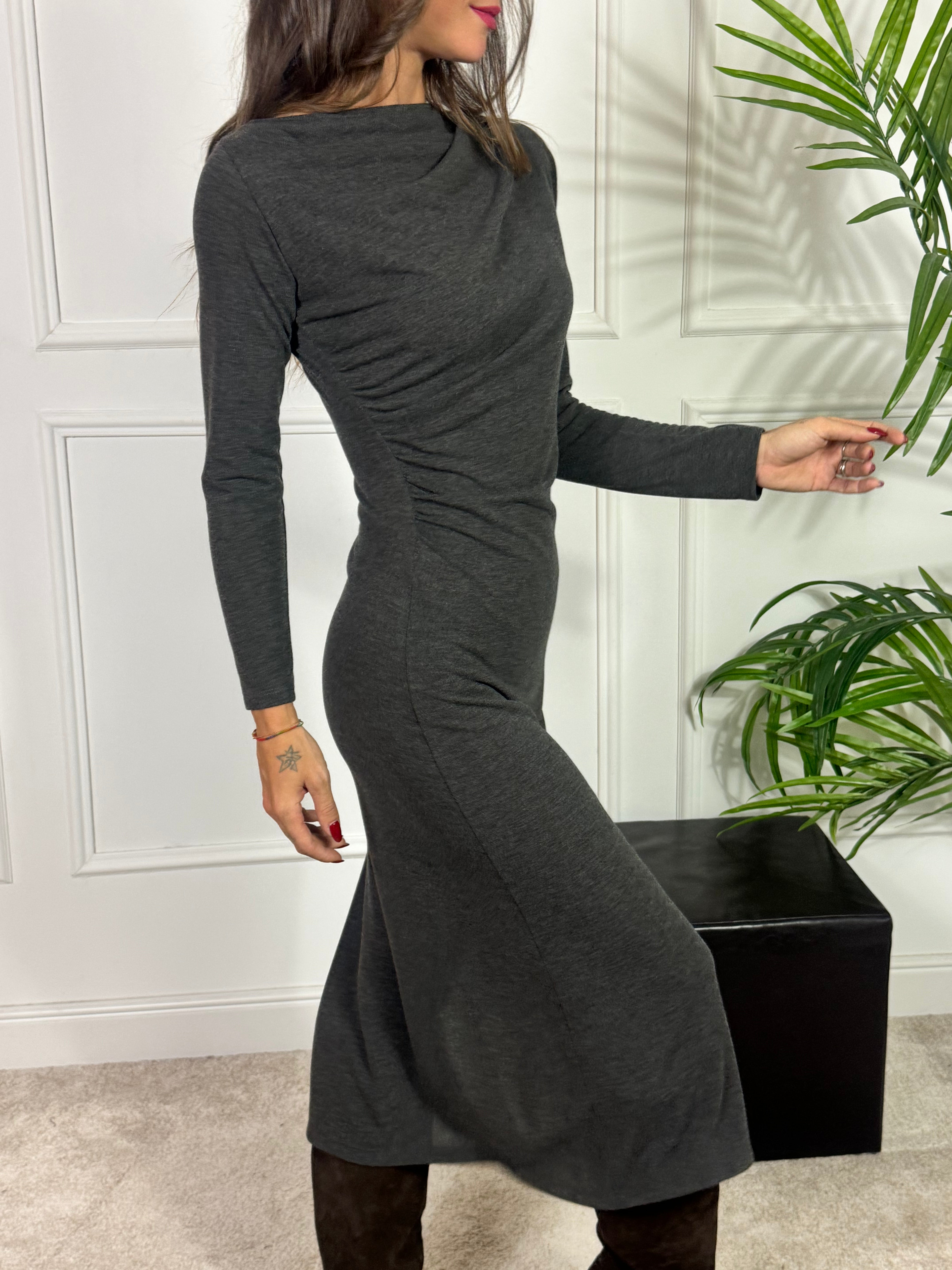 Abito lungo in maglina sottile Susy Mix drappeggio laterale