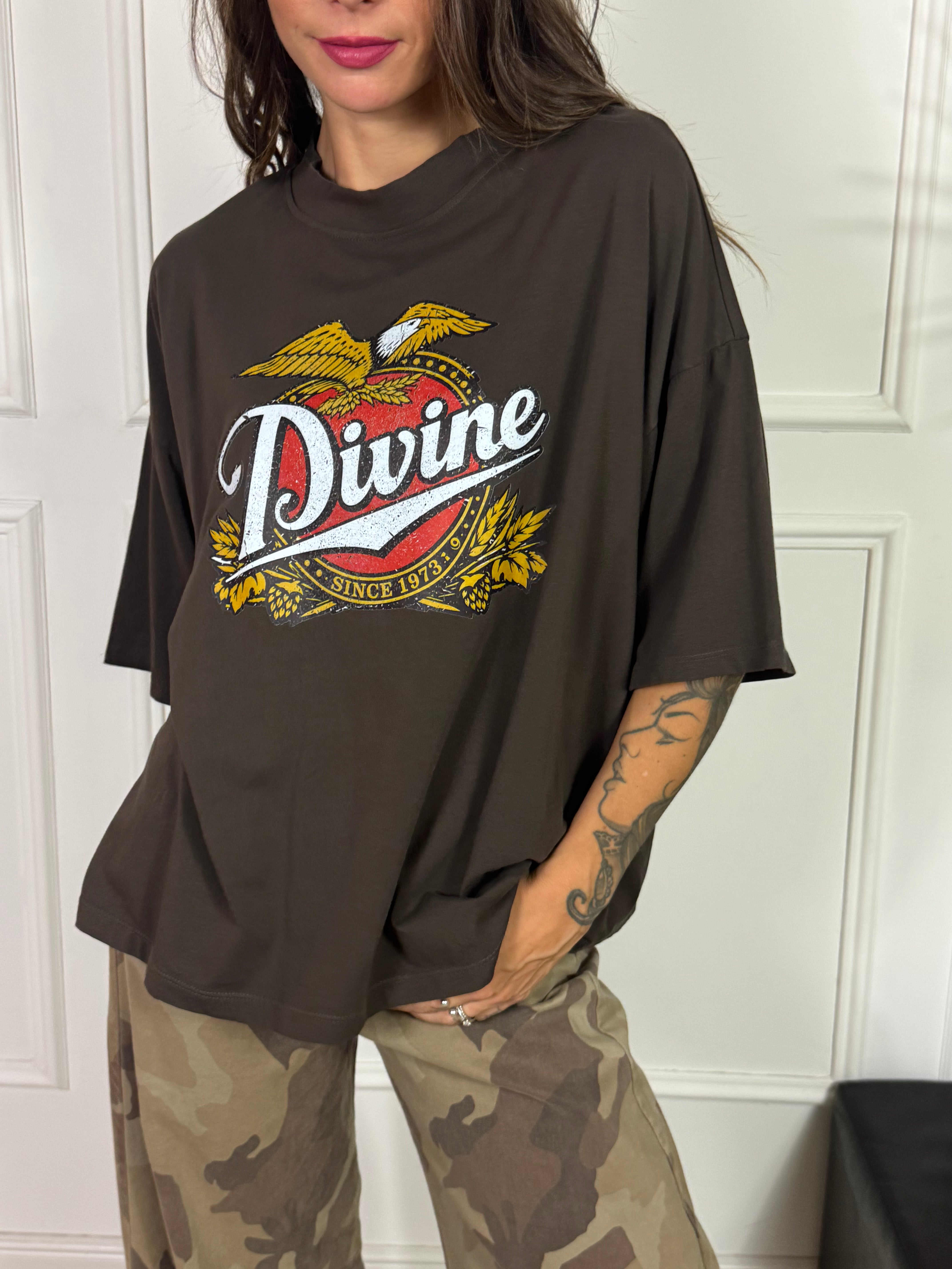 Maglia T-SHIRT OVERSIZE Susy Mix AQUILA CON SCRITTA