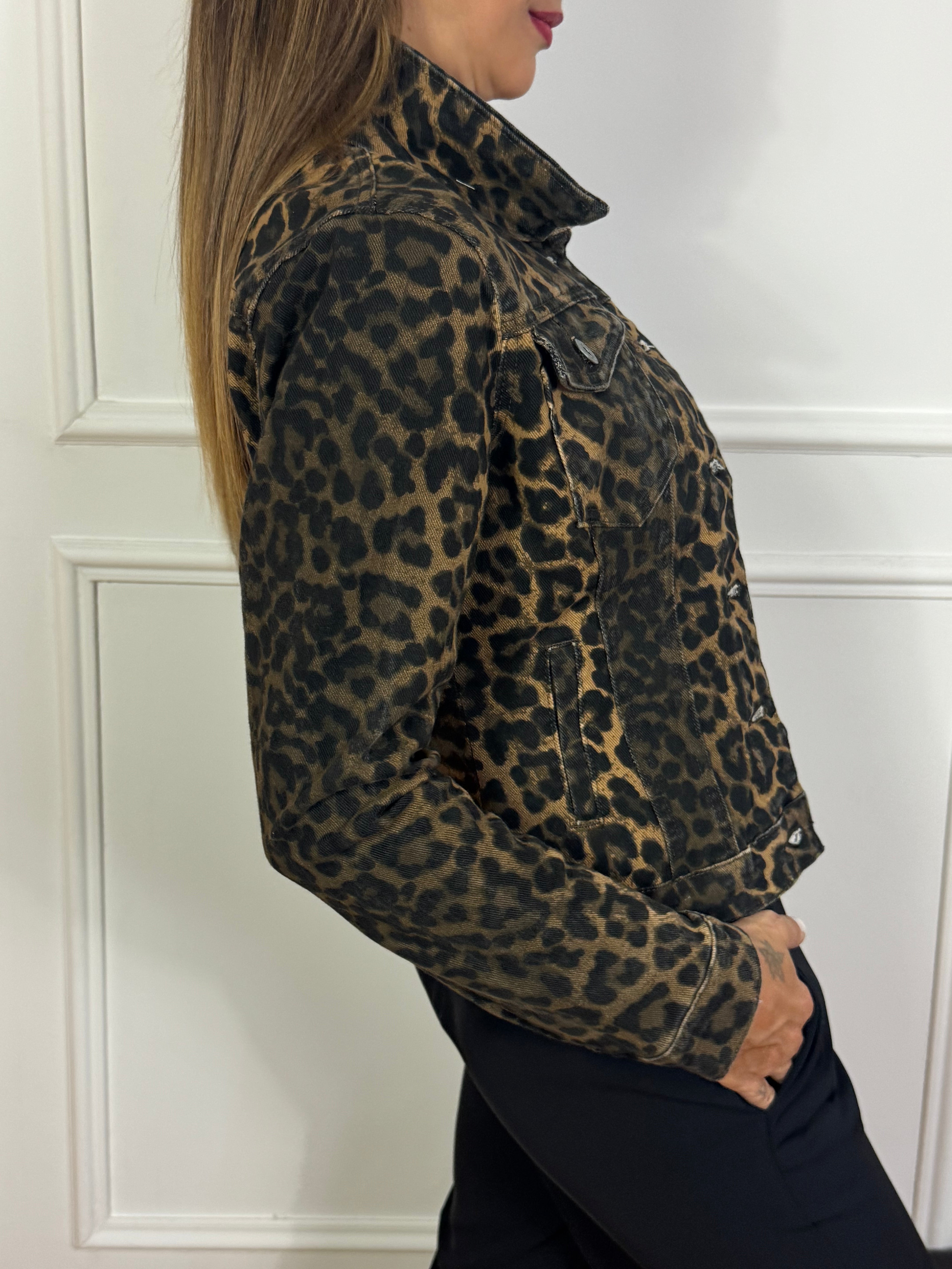 Giacca in jeans elasticizzata Susy Mix fantasia leopardata