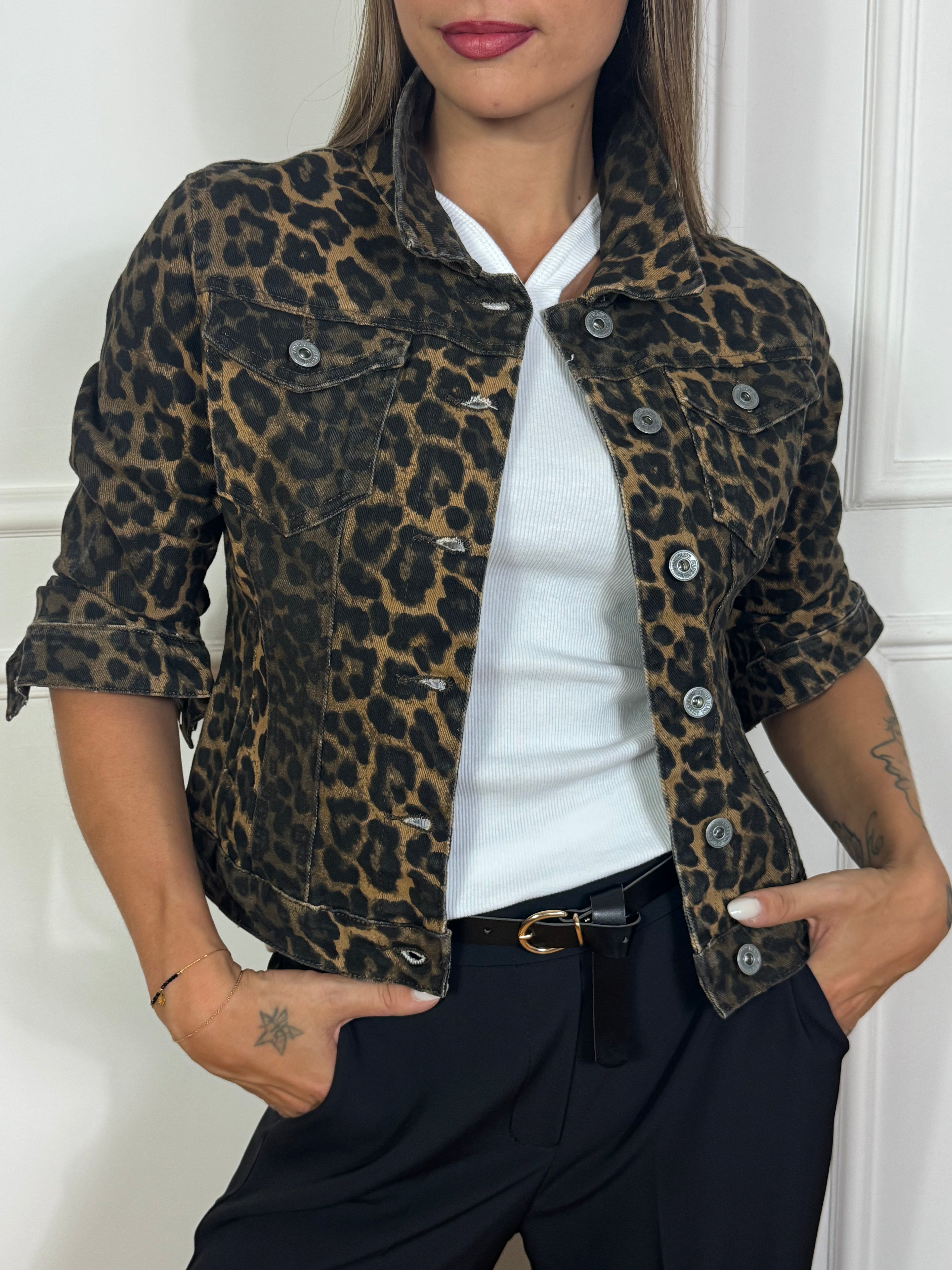 Giacca in jeans elasticizzata Susy Mix fantasia leopardata