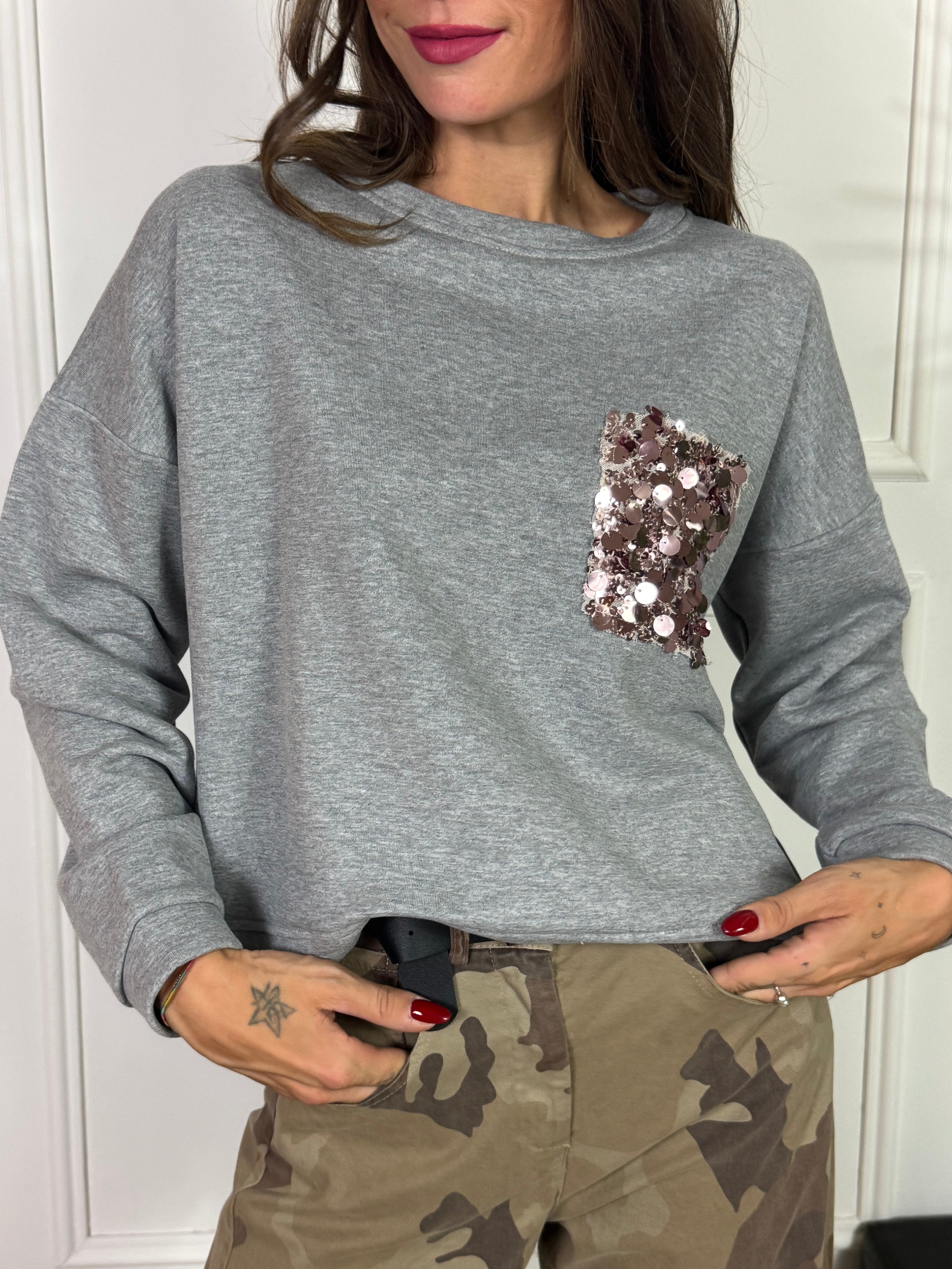 Felpa garzata girocollo Susy Mix tasca paillettes
