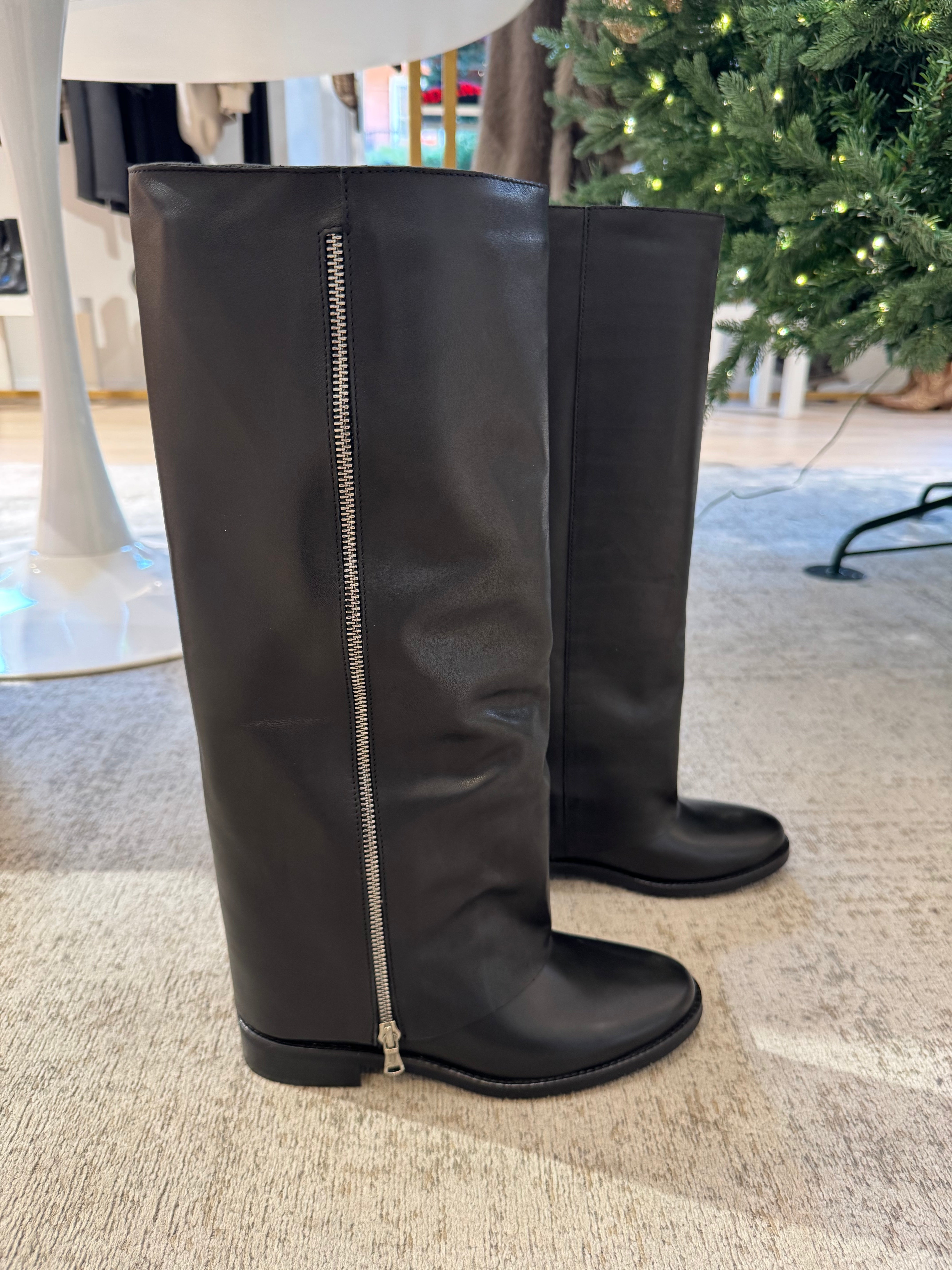 Stivale in PELLE LISCIA Ovyè coprigambale con cerniera NERO