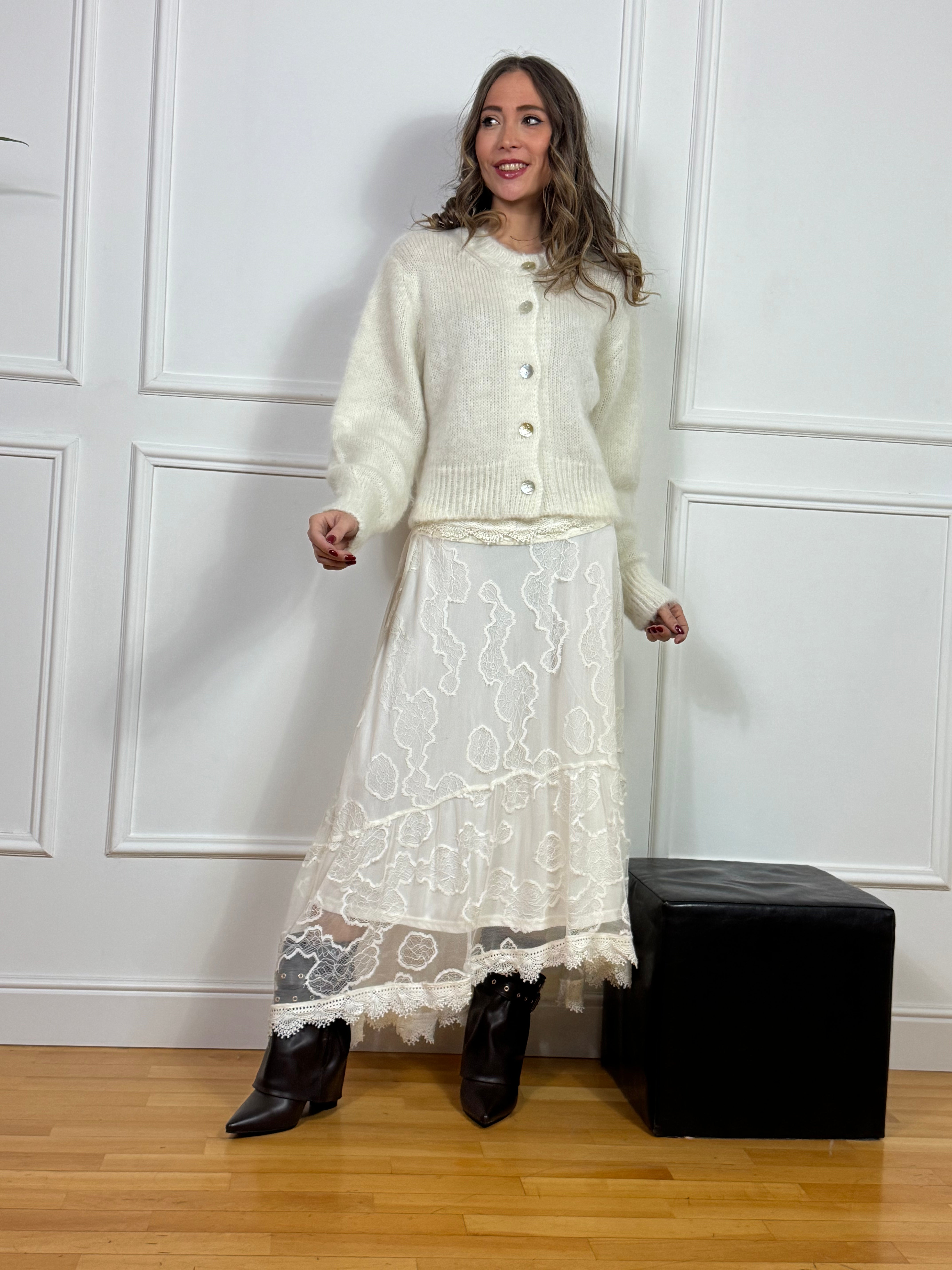 Gonna KONTATTO doppiata in pizzo asimmetrica