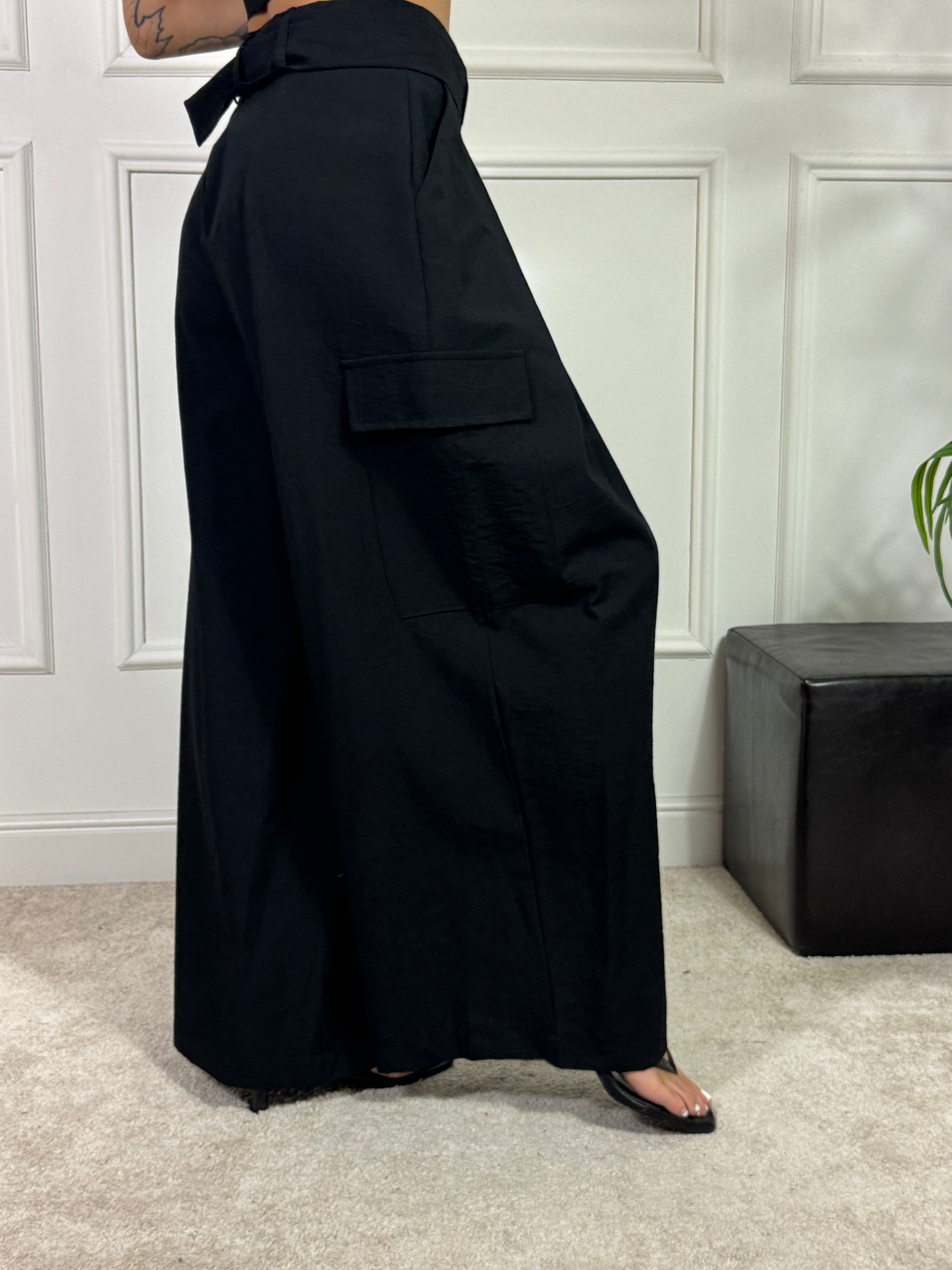 Pantalone ampio CARGO PINCES Susy Mix con TASCONI LATERALI E CINTURA