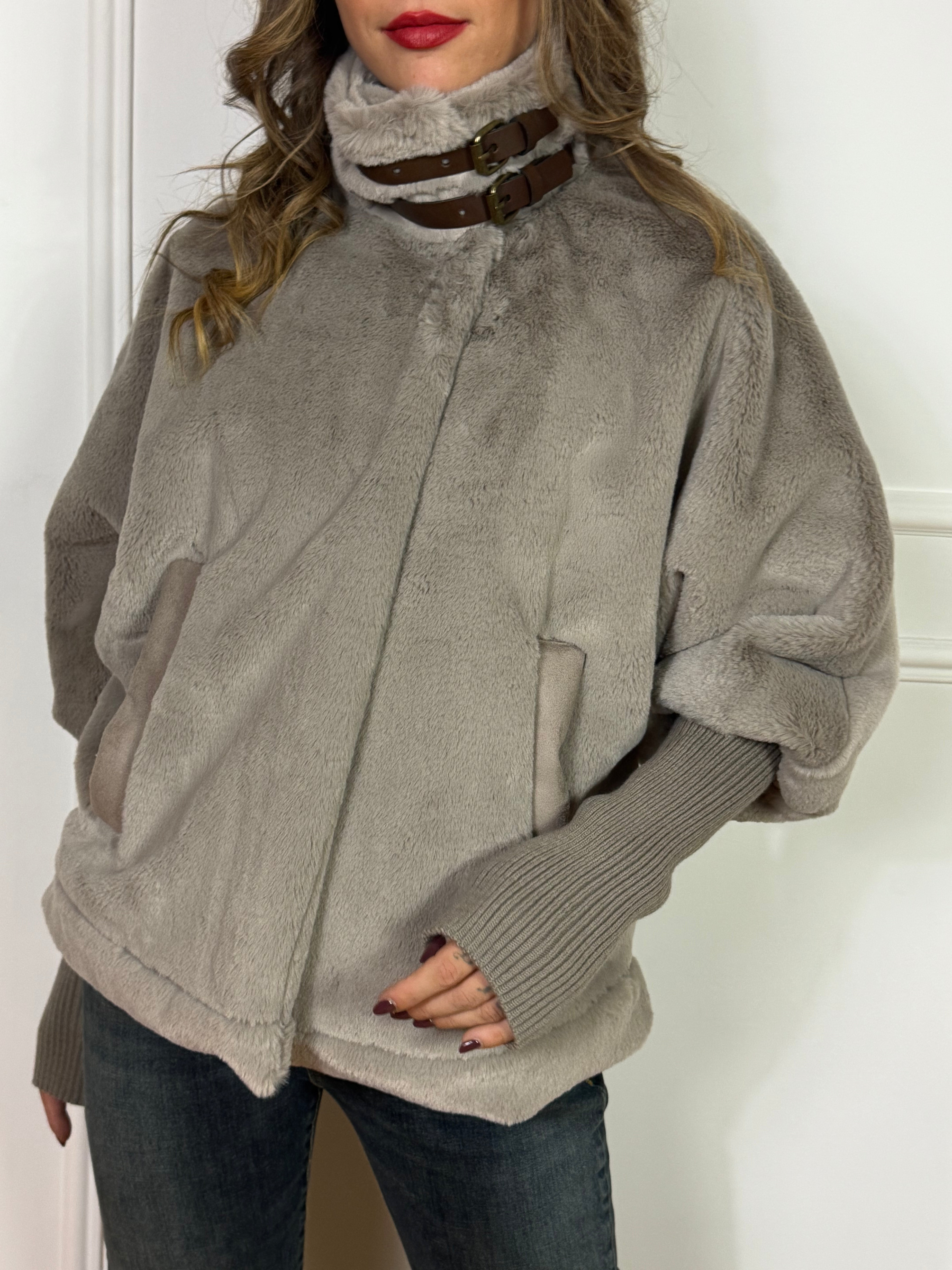 Giacca CAPPA ecopelo Philia Loft con maniche in maglia