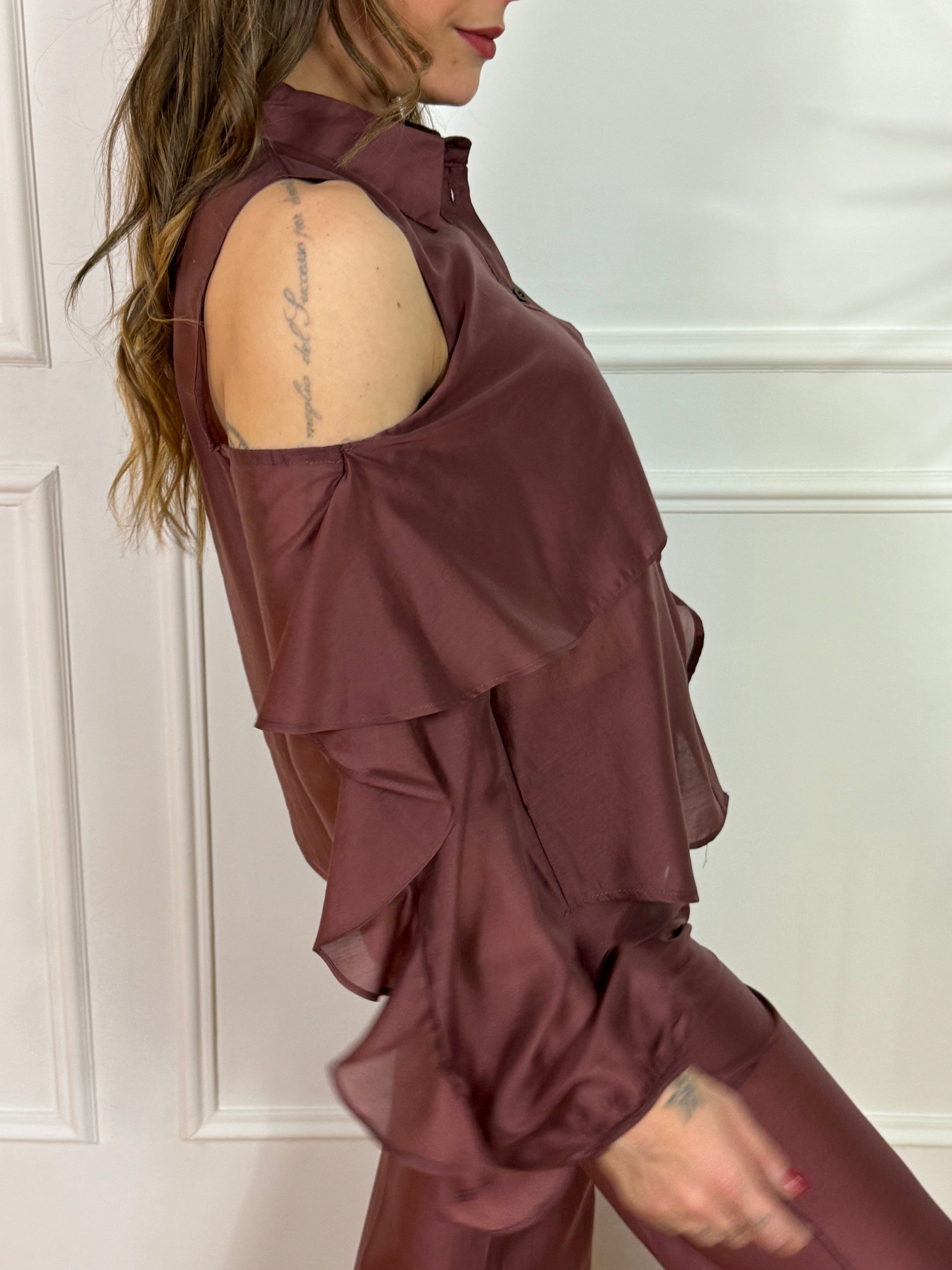 CAMICIA CON COLLETTO Susy Mix cut-out spalle con volant