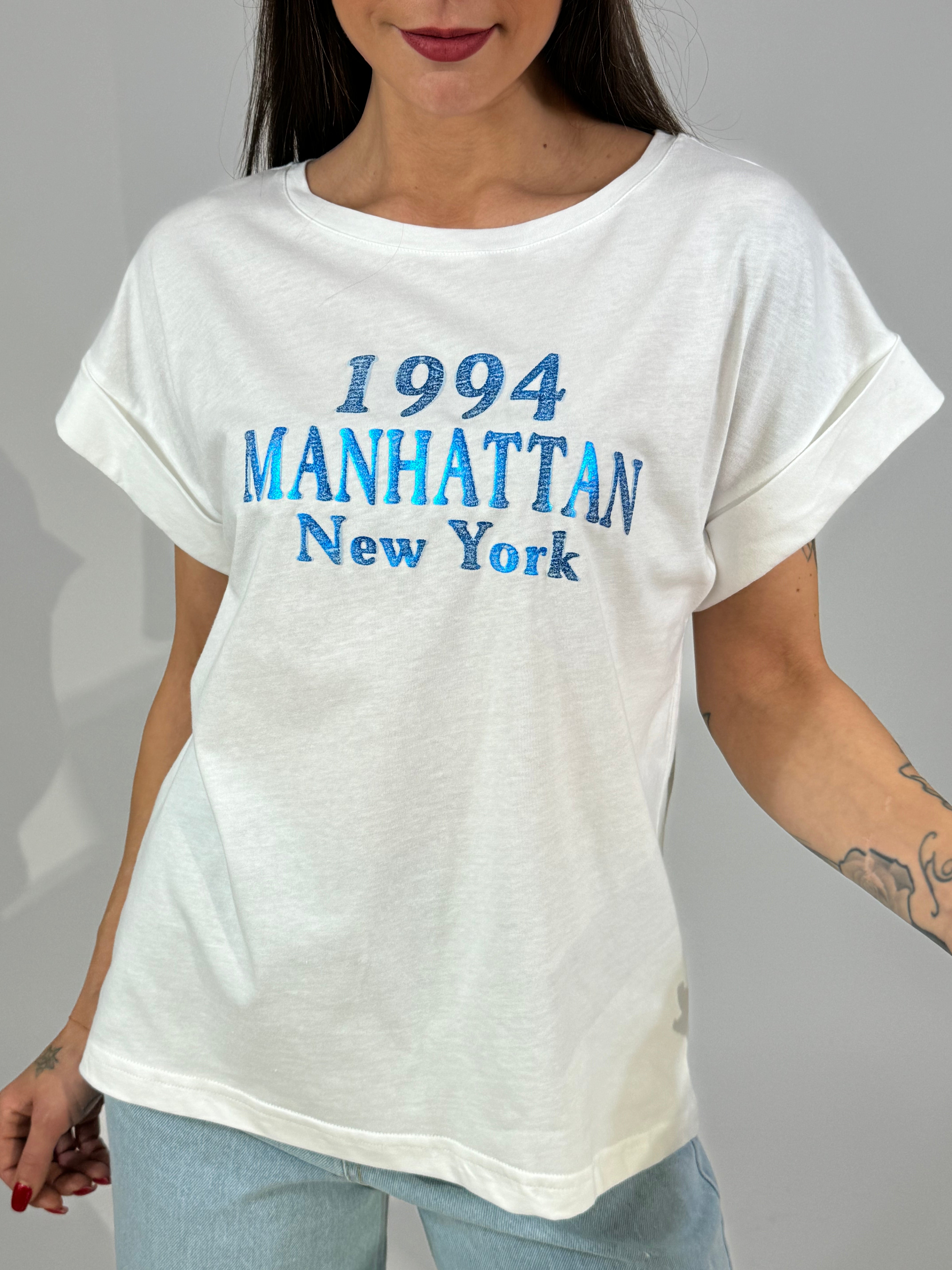 T-shirt Kikisix scritta 1994 MANHATTAN