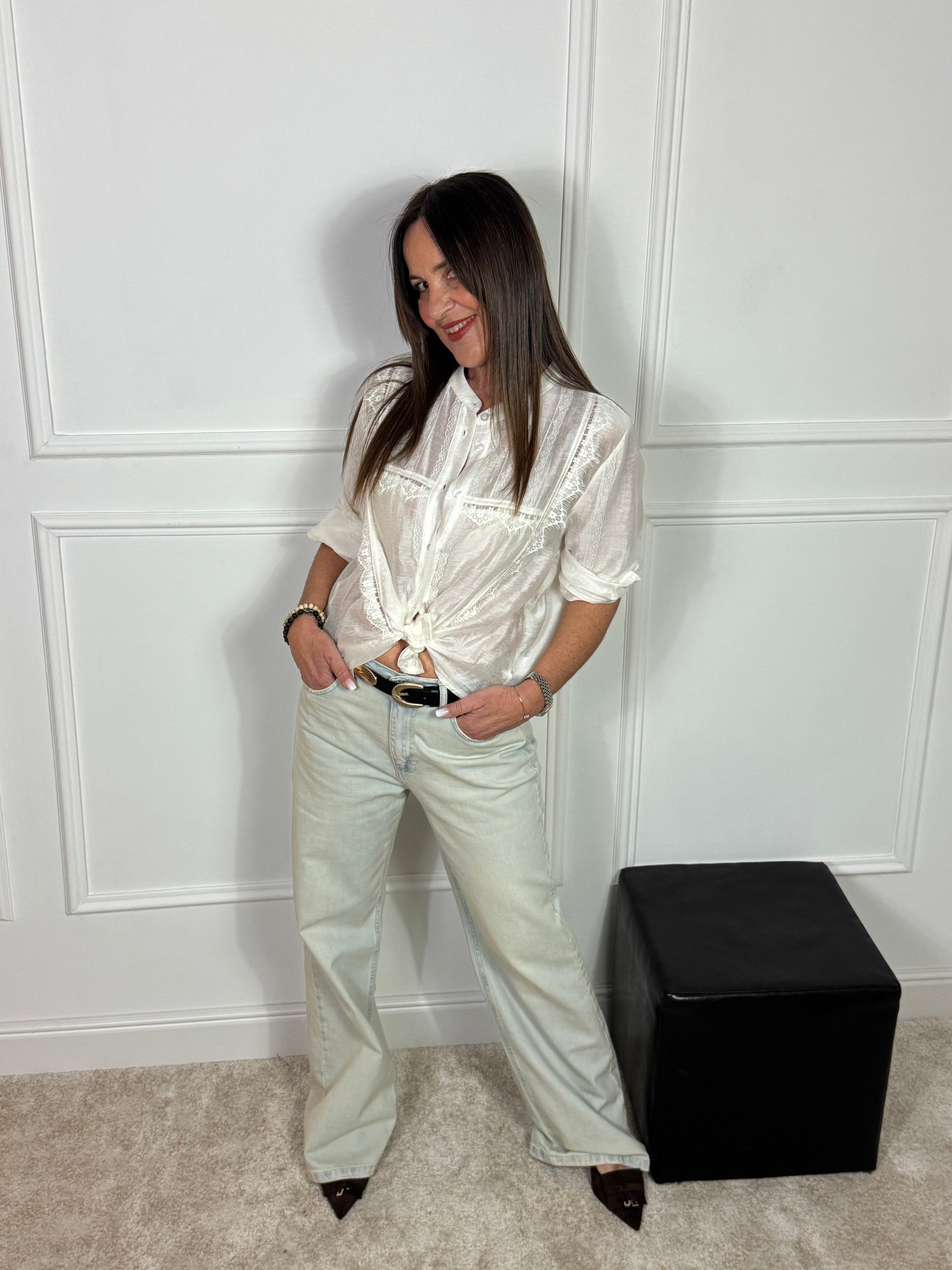 Camicia in misto lino Have One con ricami pizzo