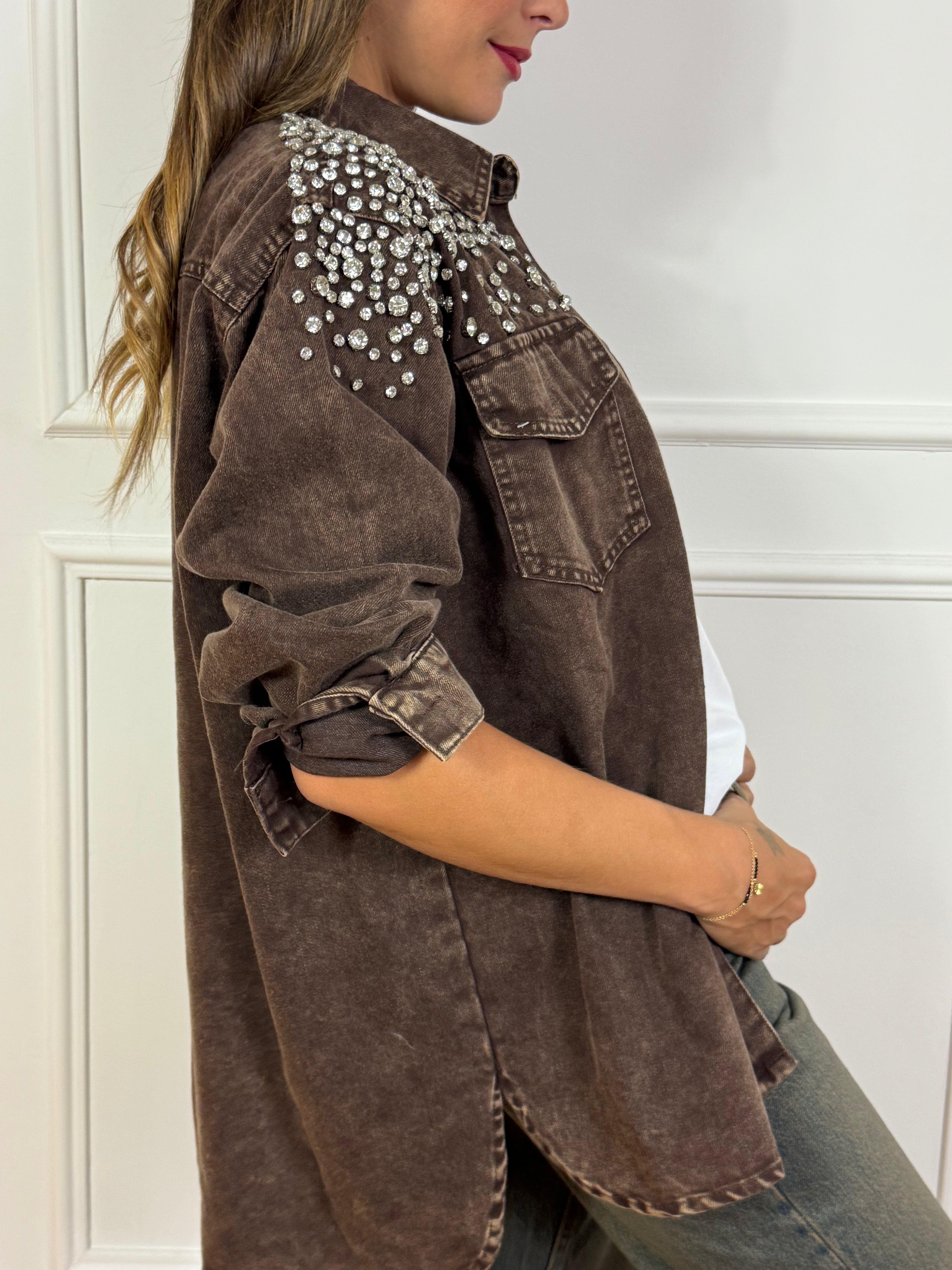 Giacca /Camicia over in jeans Susy Mix con applicazioni gioiello