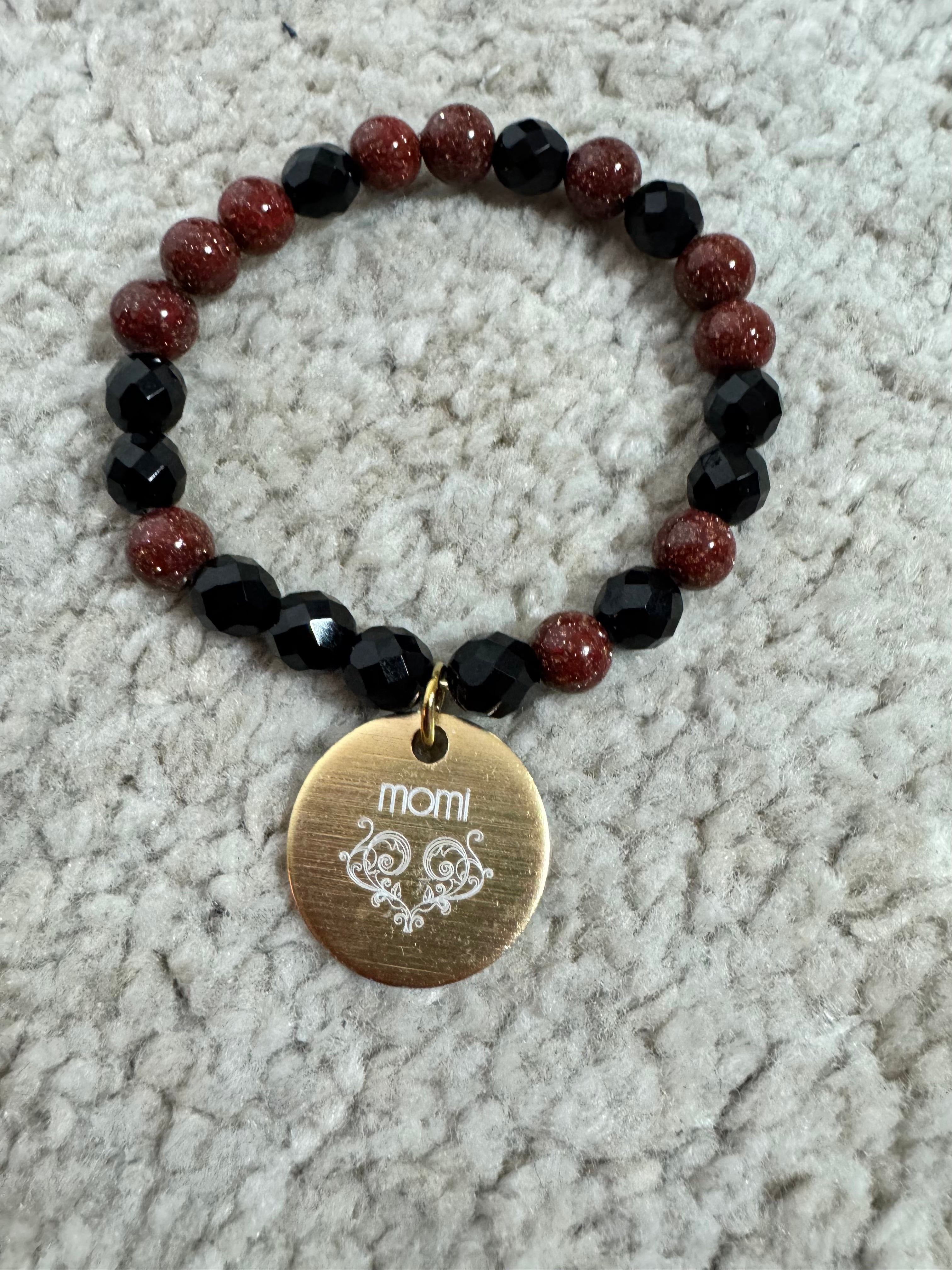 BRACCIALE Momi - MEDAGLIA - PERLE ROSSO CRISTALLI NERO