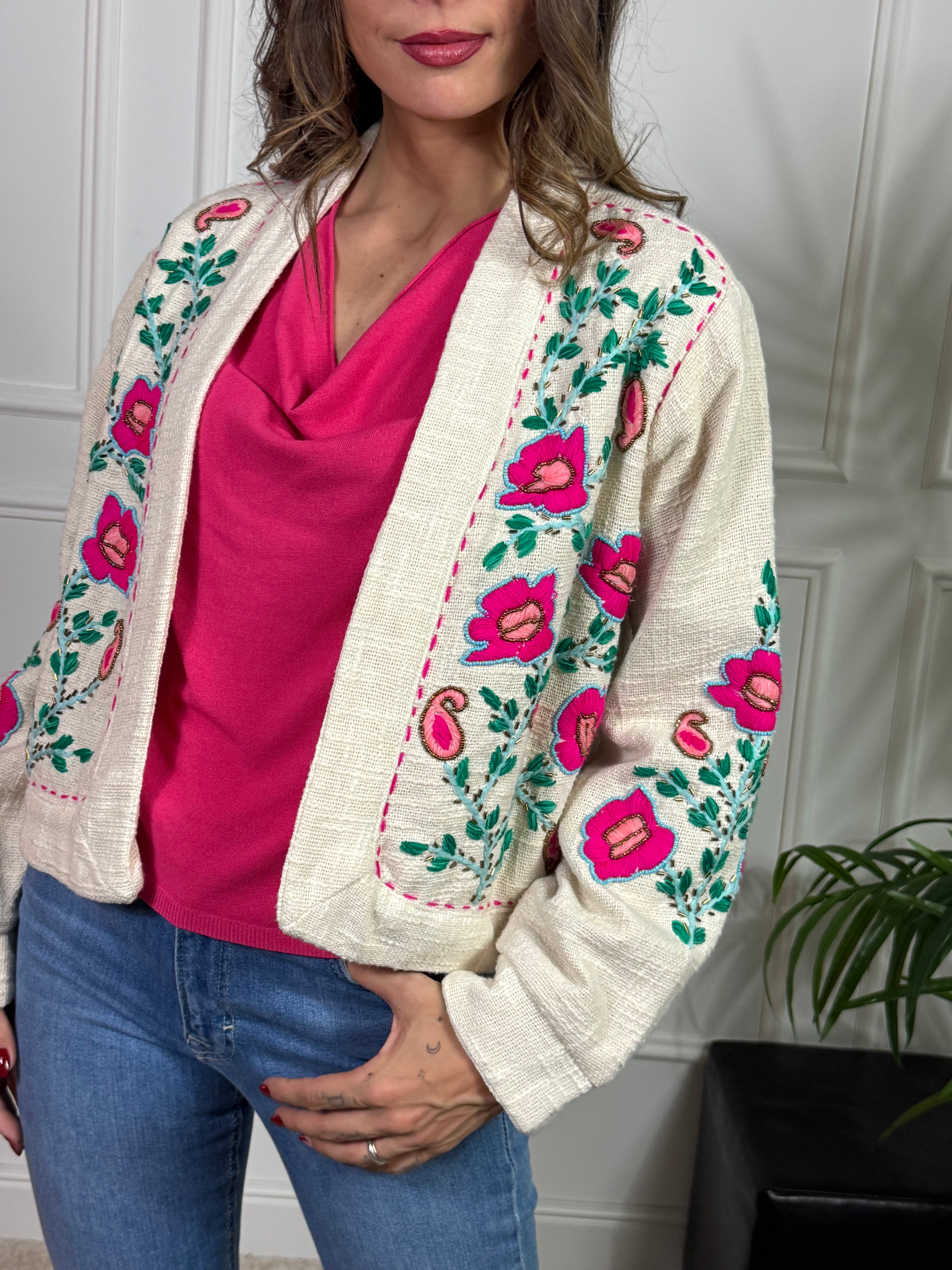 Giacca aperta Kontatto ricami FIORI FUCSIA