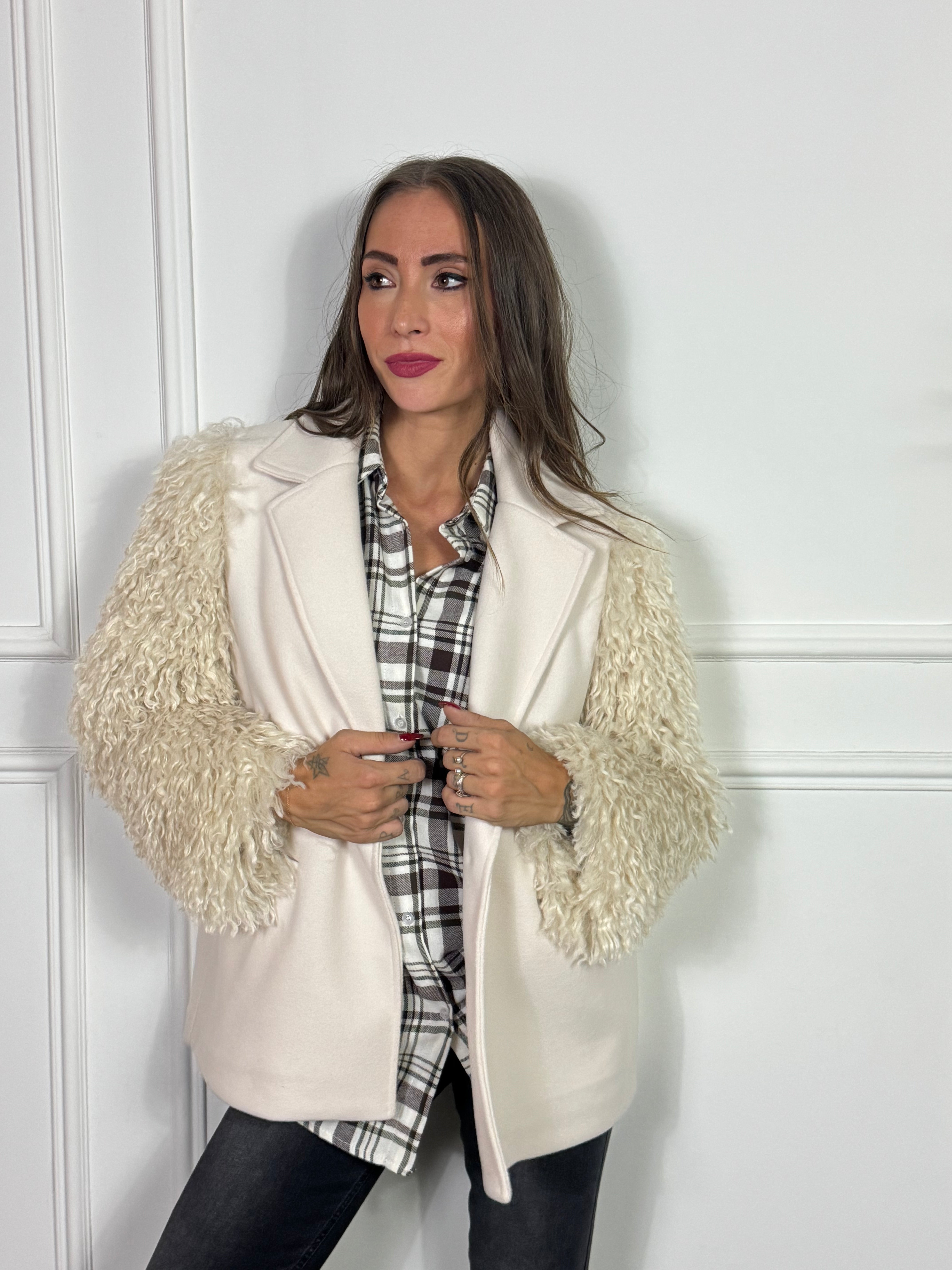 Cappotto Susy Mix con manica ecopelliccia nuvola