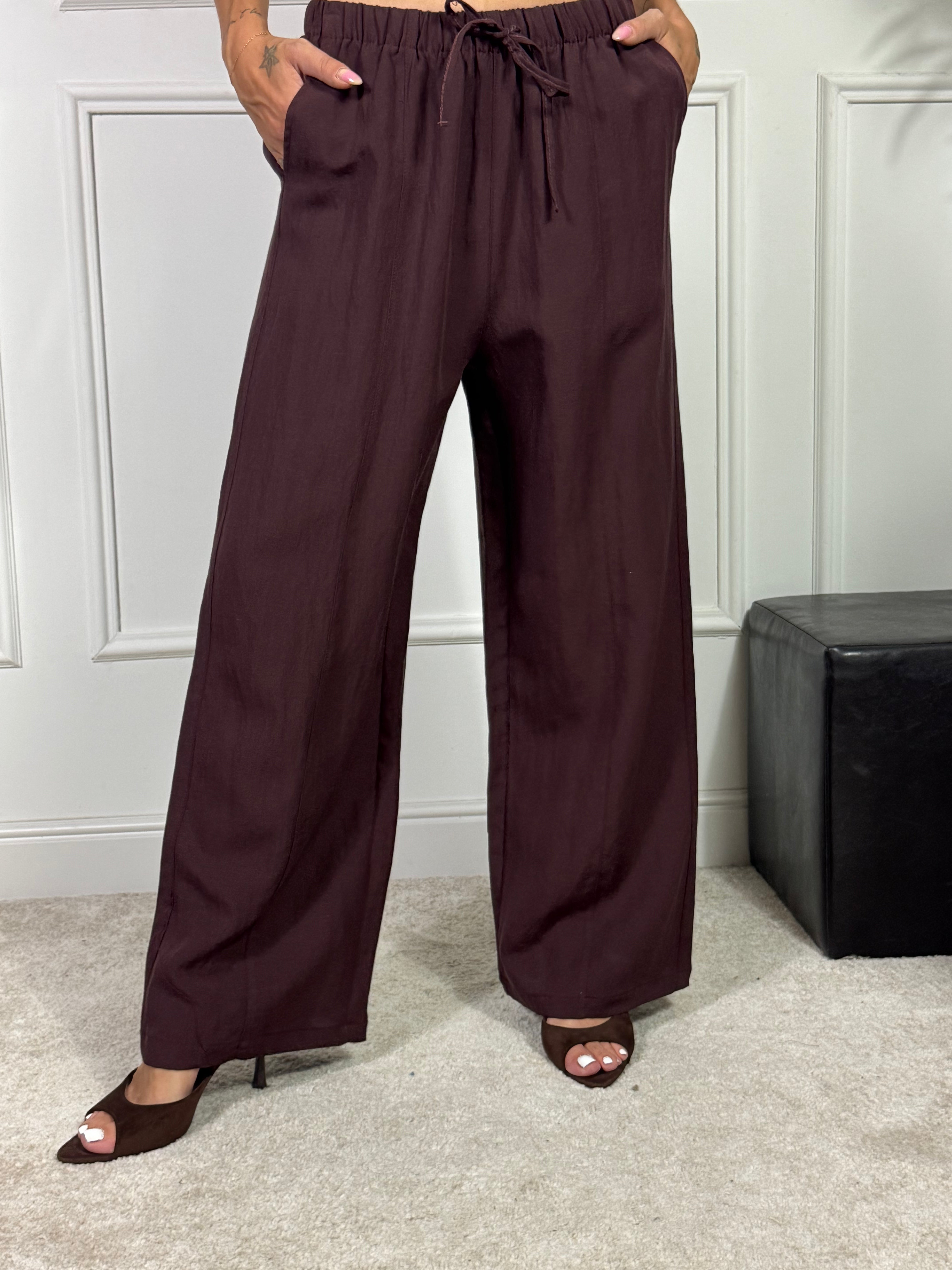 Pantalone Kikisix ampio dritto con tasche e coulisse