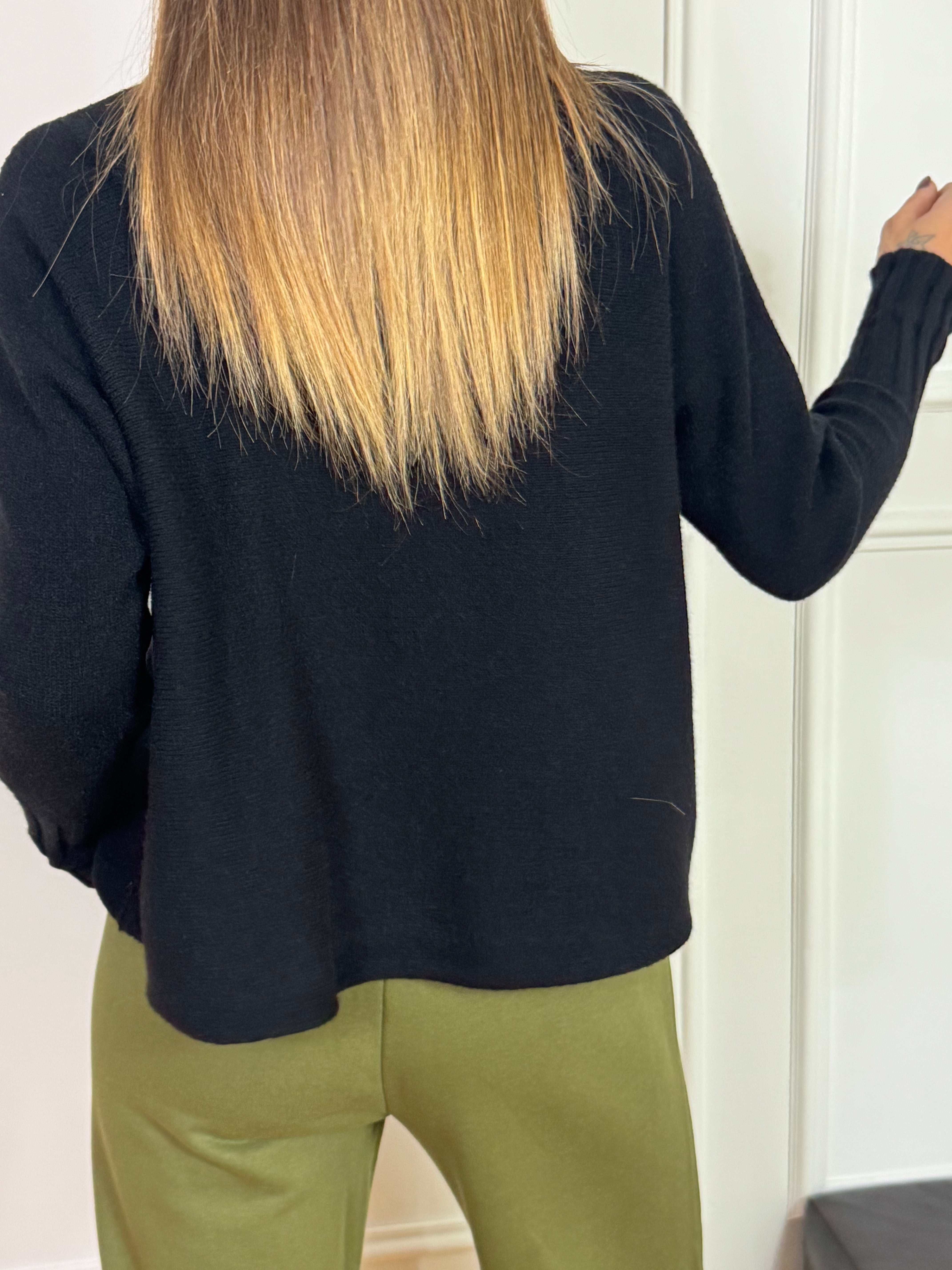 Maglia collo alto Manila Grace modello VALERIA