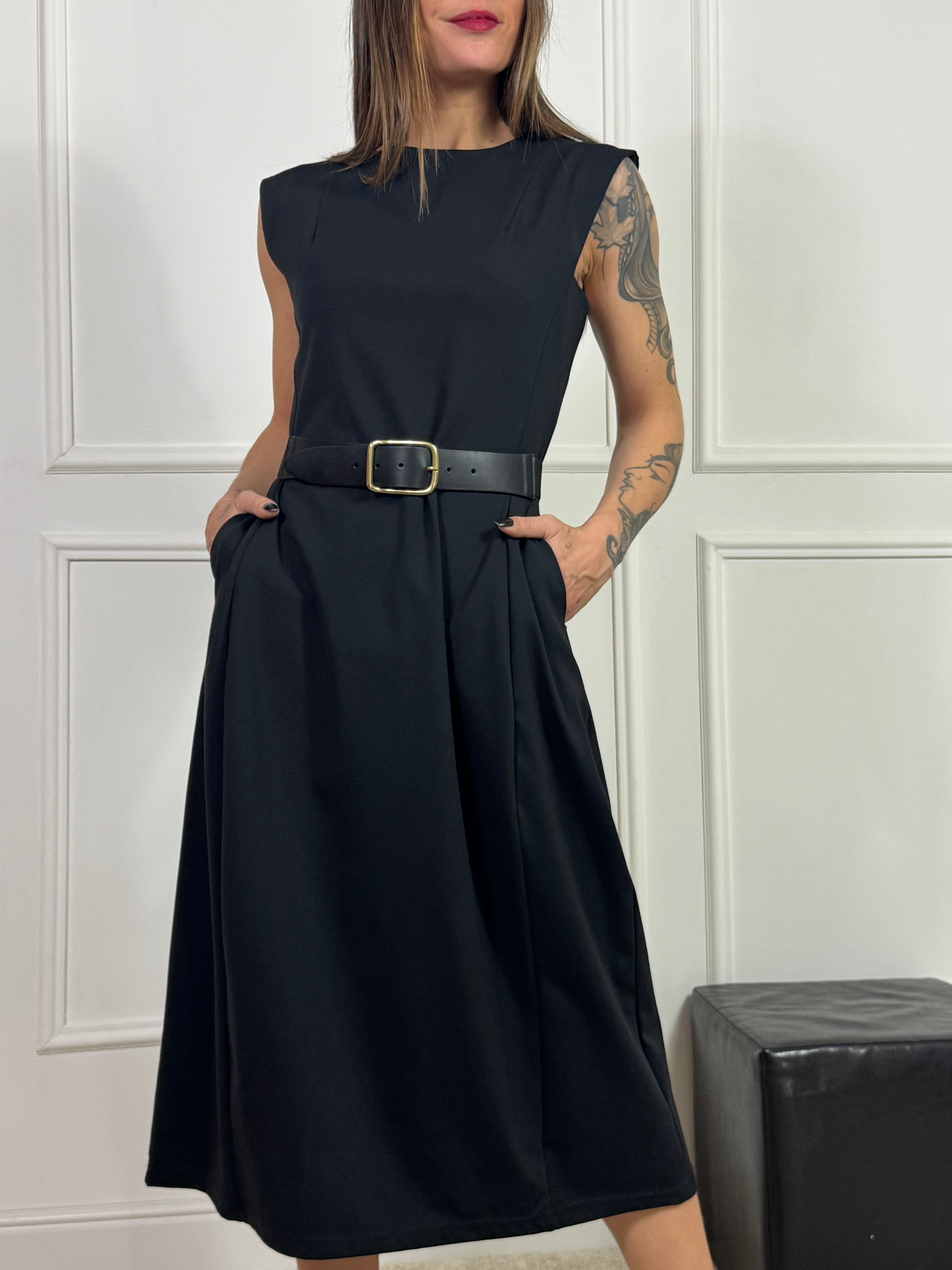 Cintura in vera pelle con elastico dietro Susy Mix fibbia rettangolare