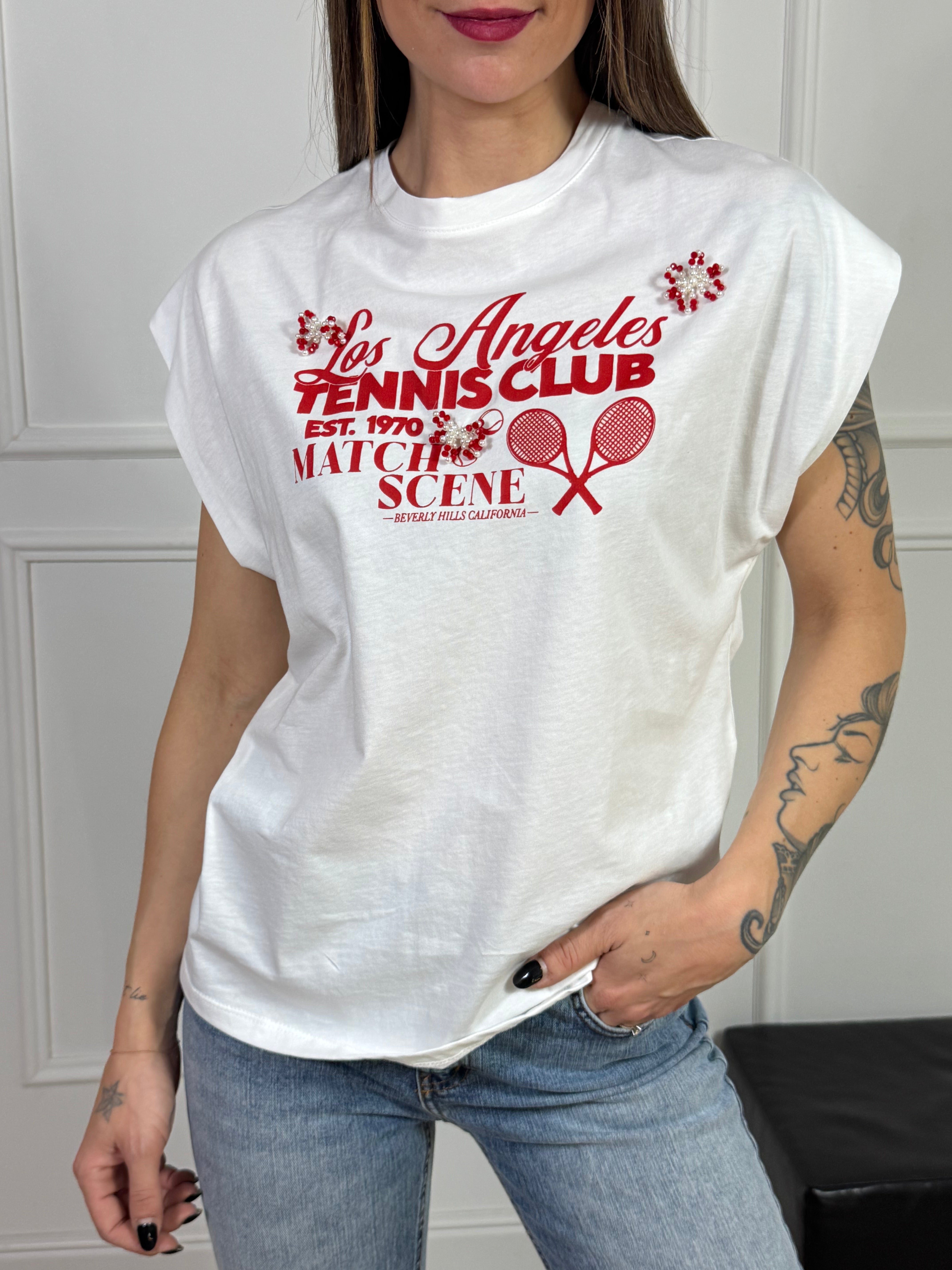 T-shirt  Susy Mix con scritta e applicazioni gioiello TENNIS CLUB