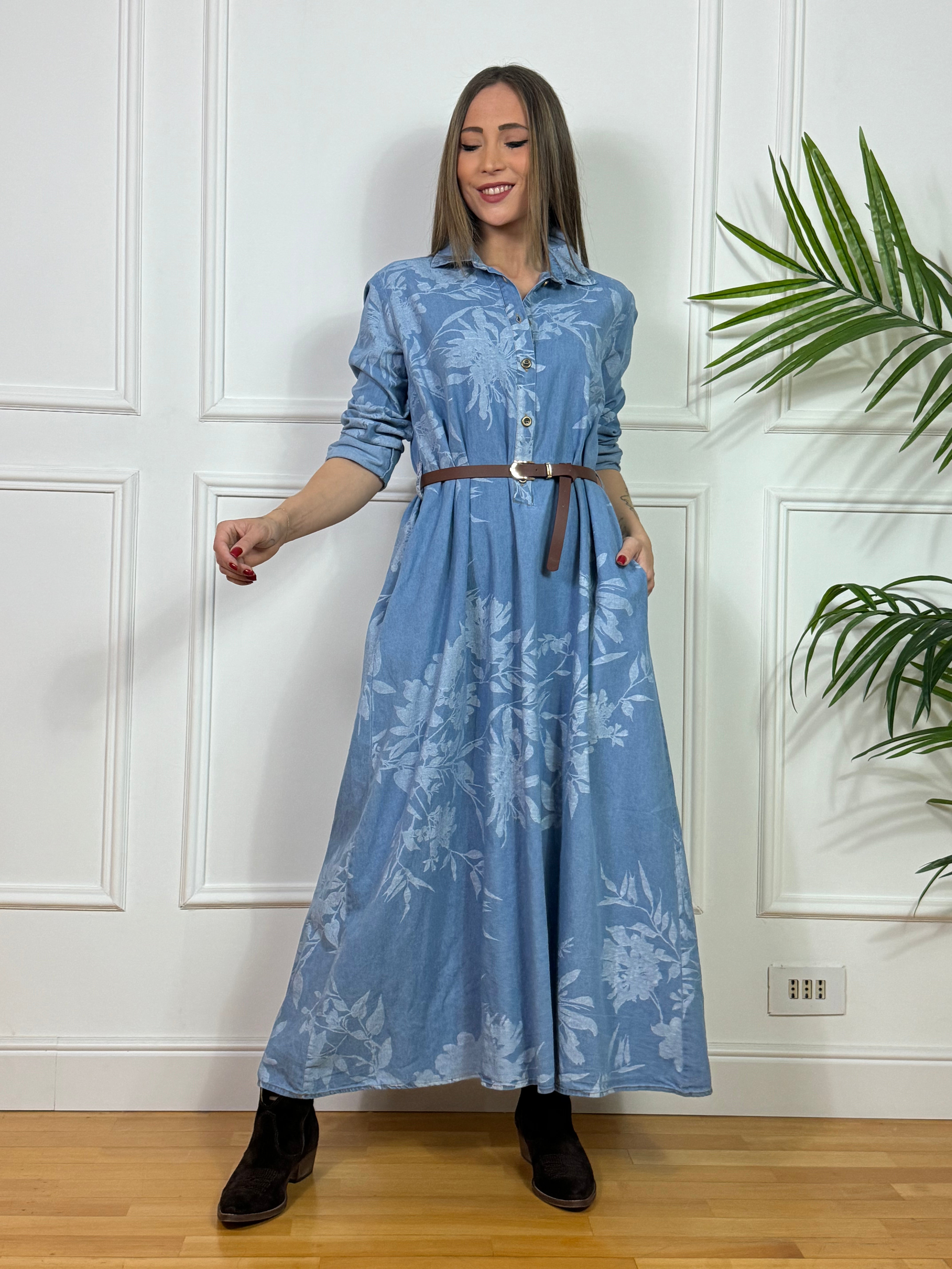 Abito lungo Kikisix chambray con cintura FANTASIA FOGLIE FIORI