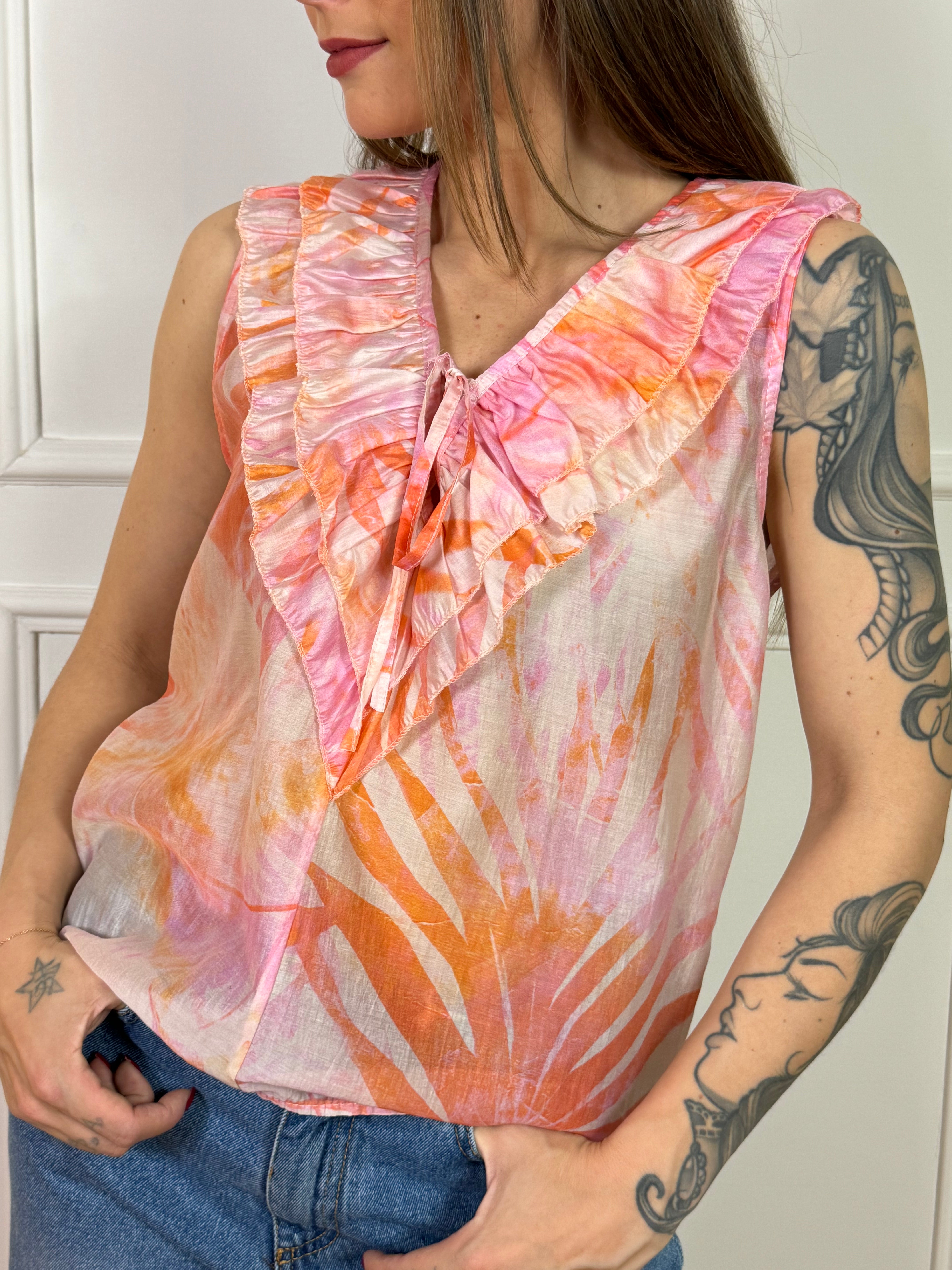 Top smanicato Kikisix con scollo volant FANTASIA TENUE ROSA-ARANCIO