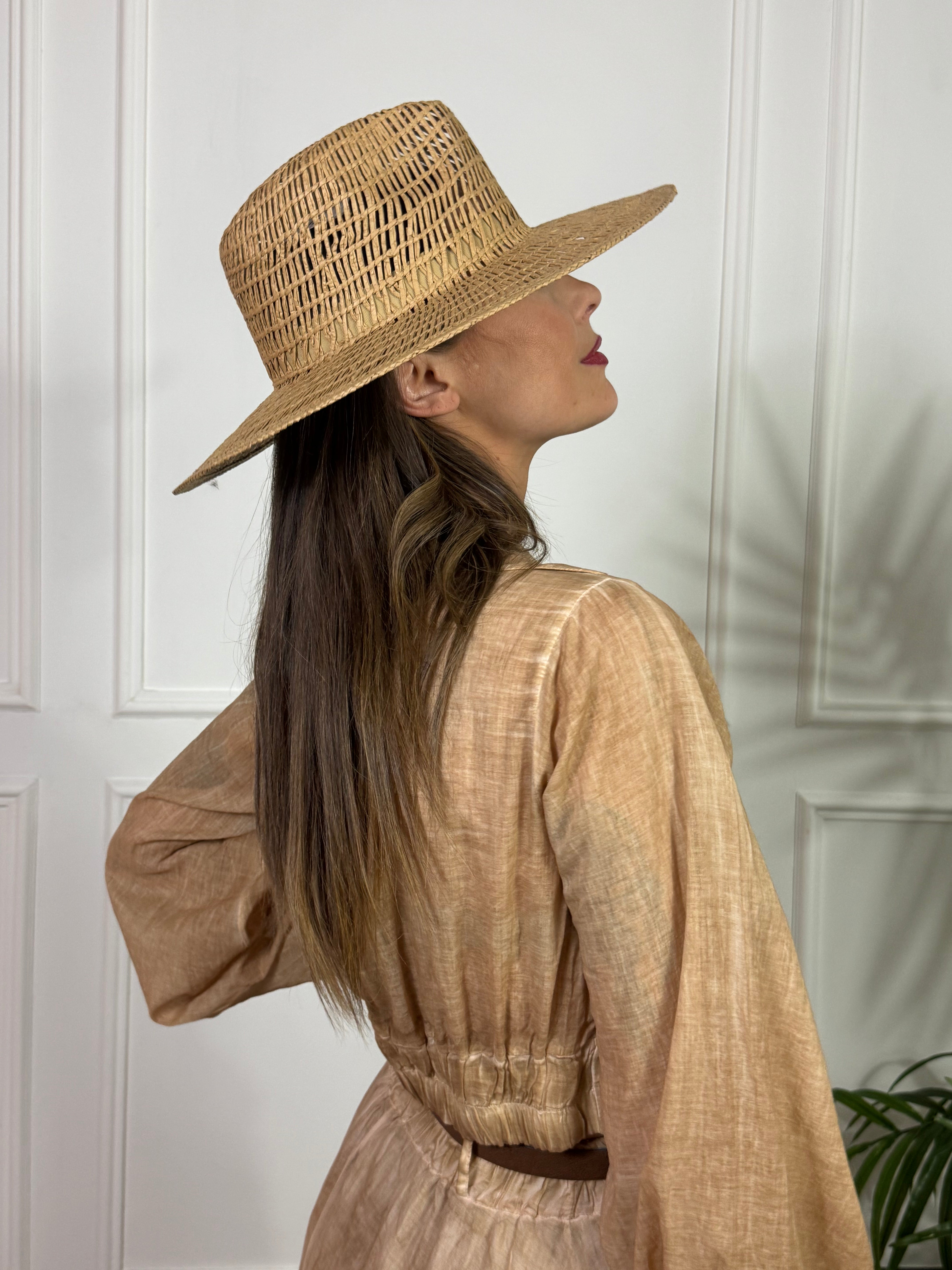 Cappello tesa larga Susy Mix lavorazione traforata