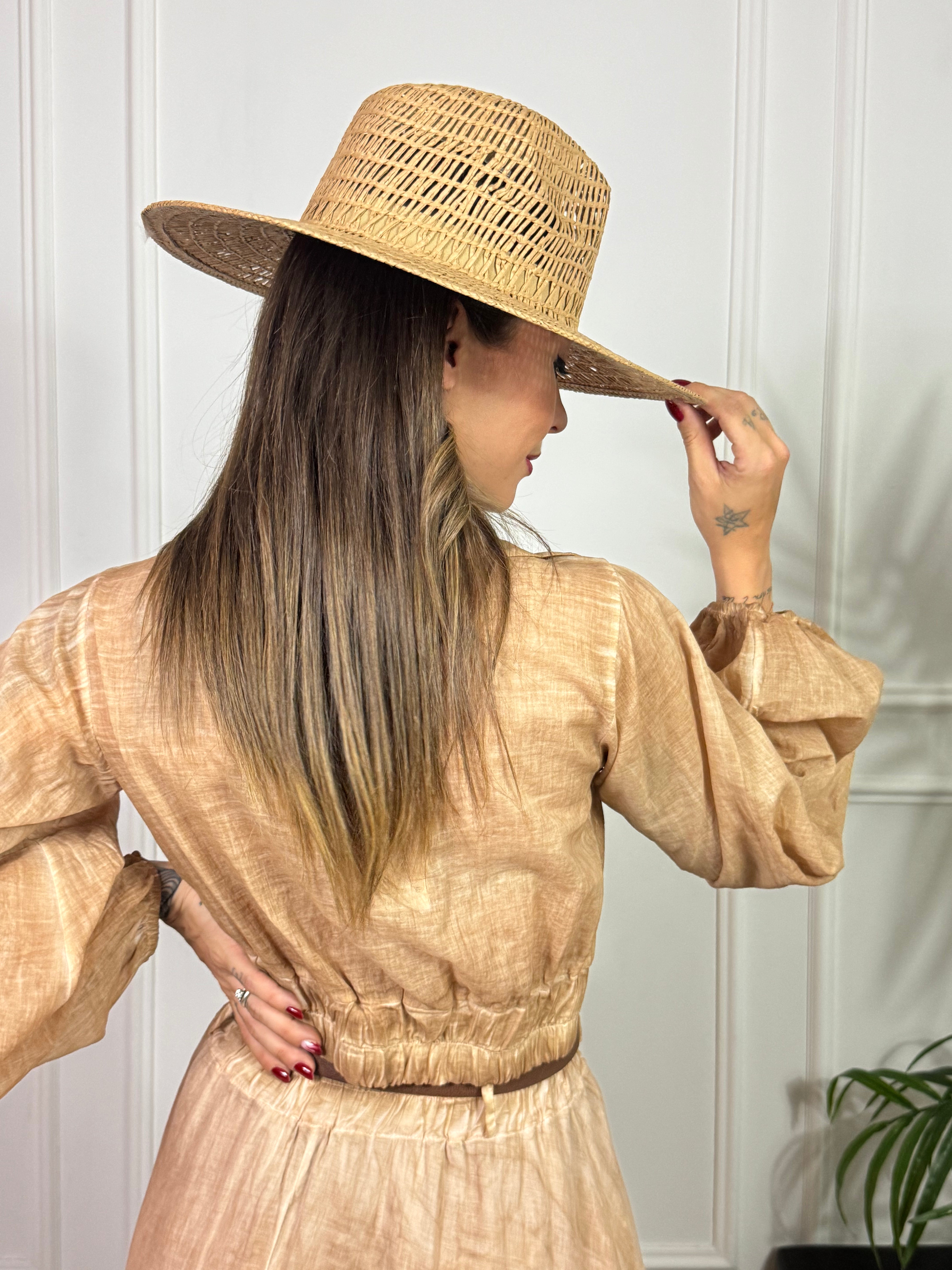 Cappello tesa larga Susy Mix lavorazione traforata
