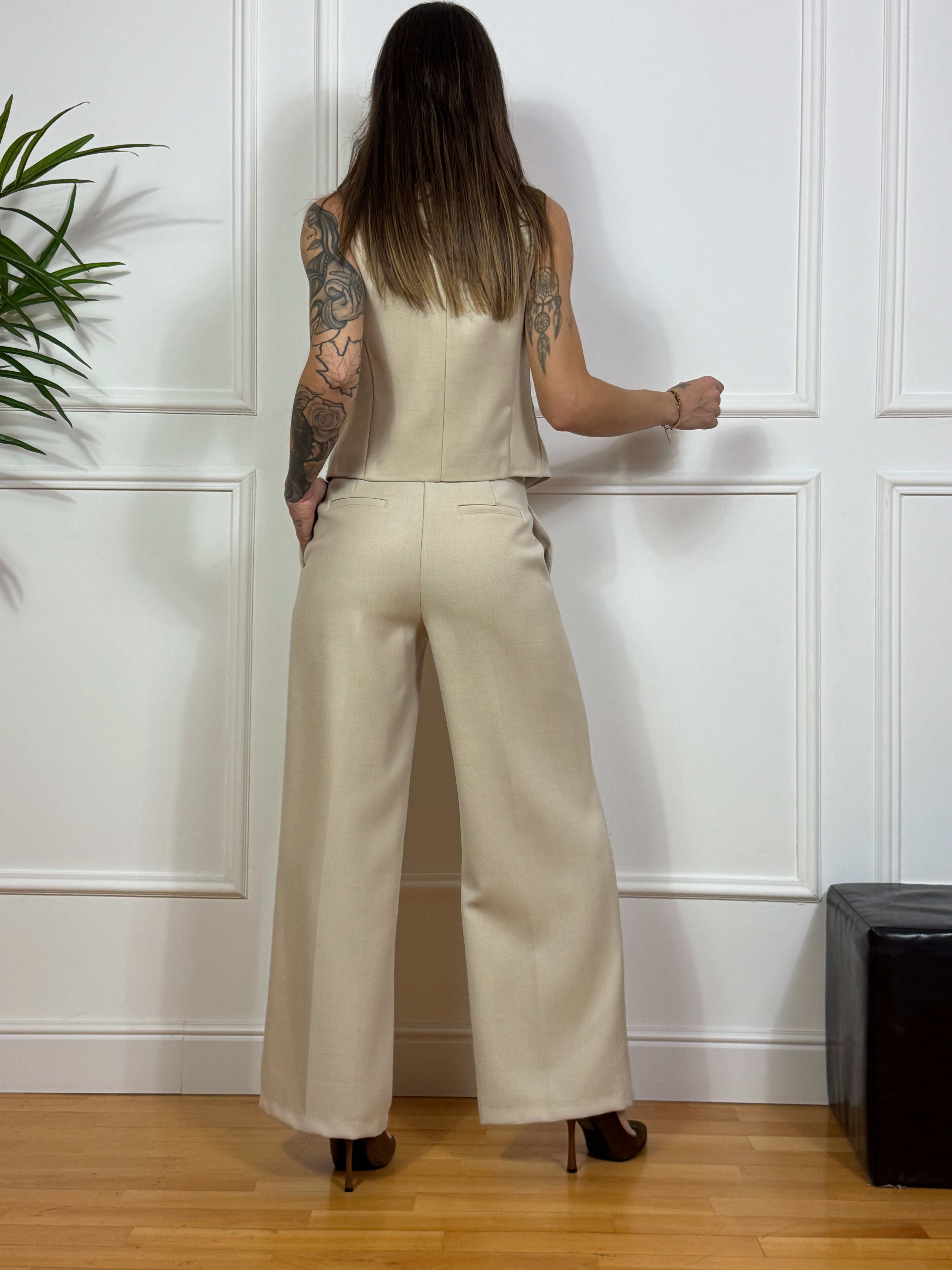 Pantalone Tensione In ampio con bottone