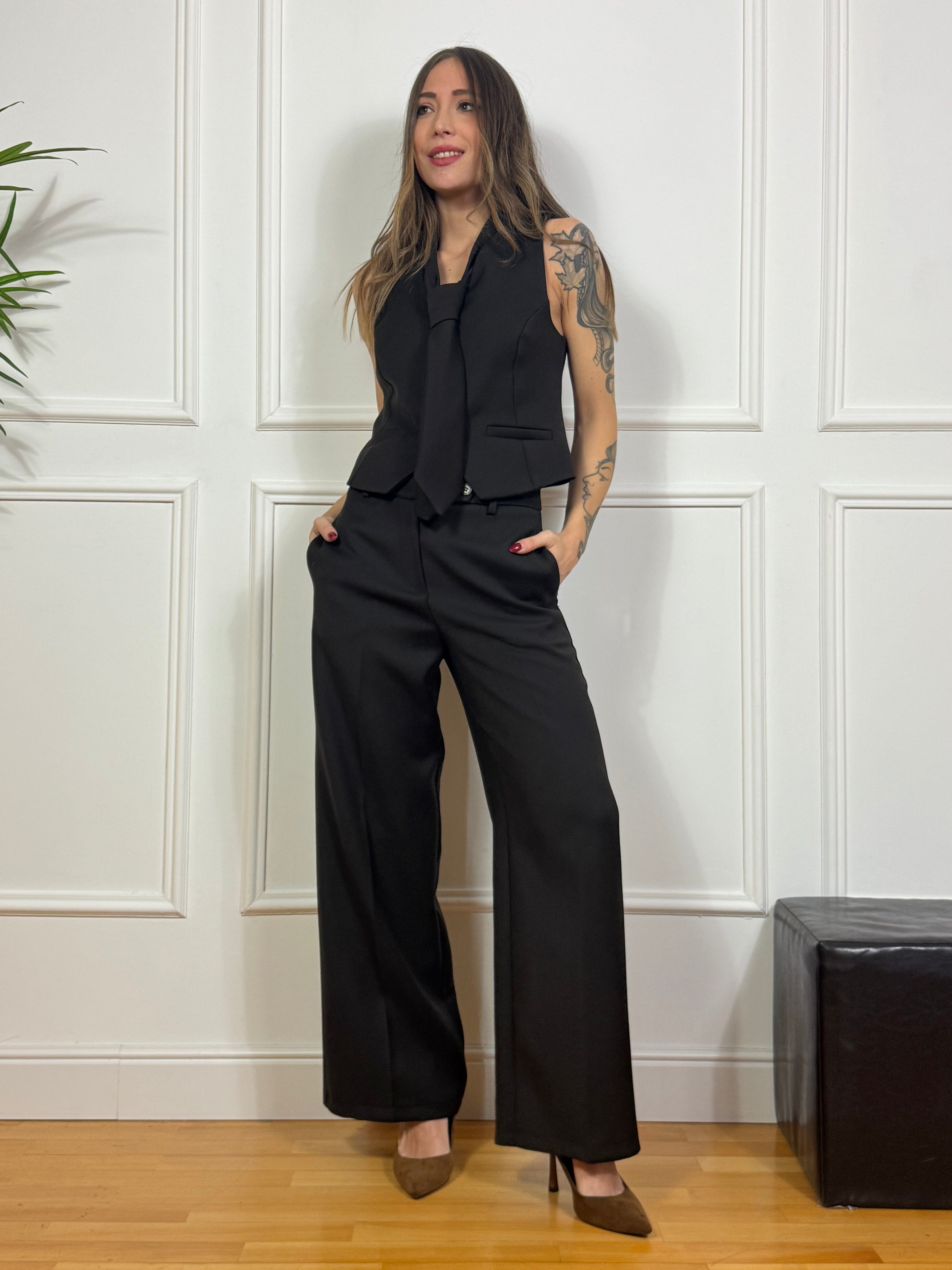 Pantalone Tensione In ampio con bottone