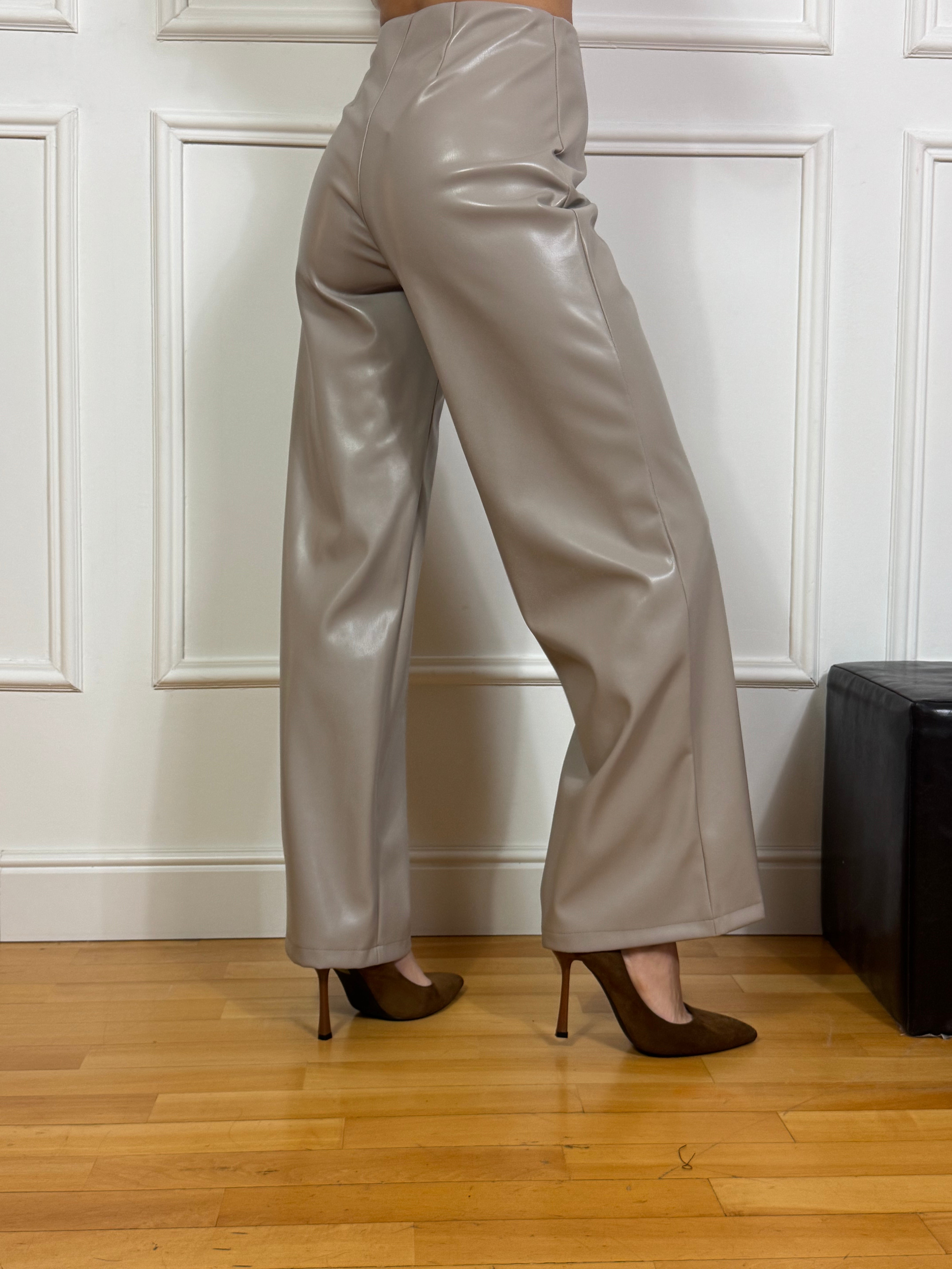 Pantalone in ecopelle WIDE LEG Tensione In LISCIO IN VITA
