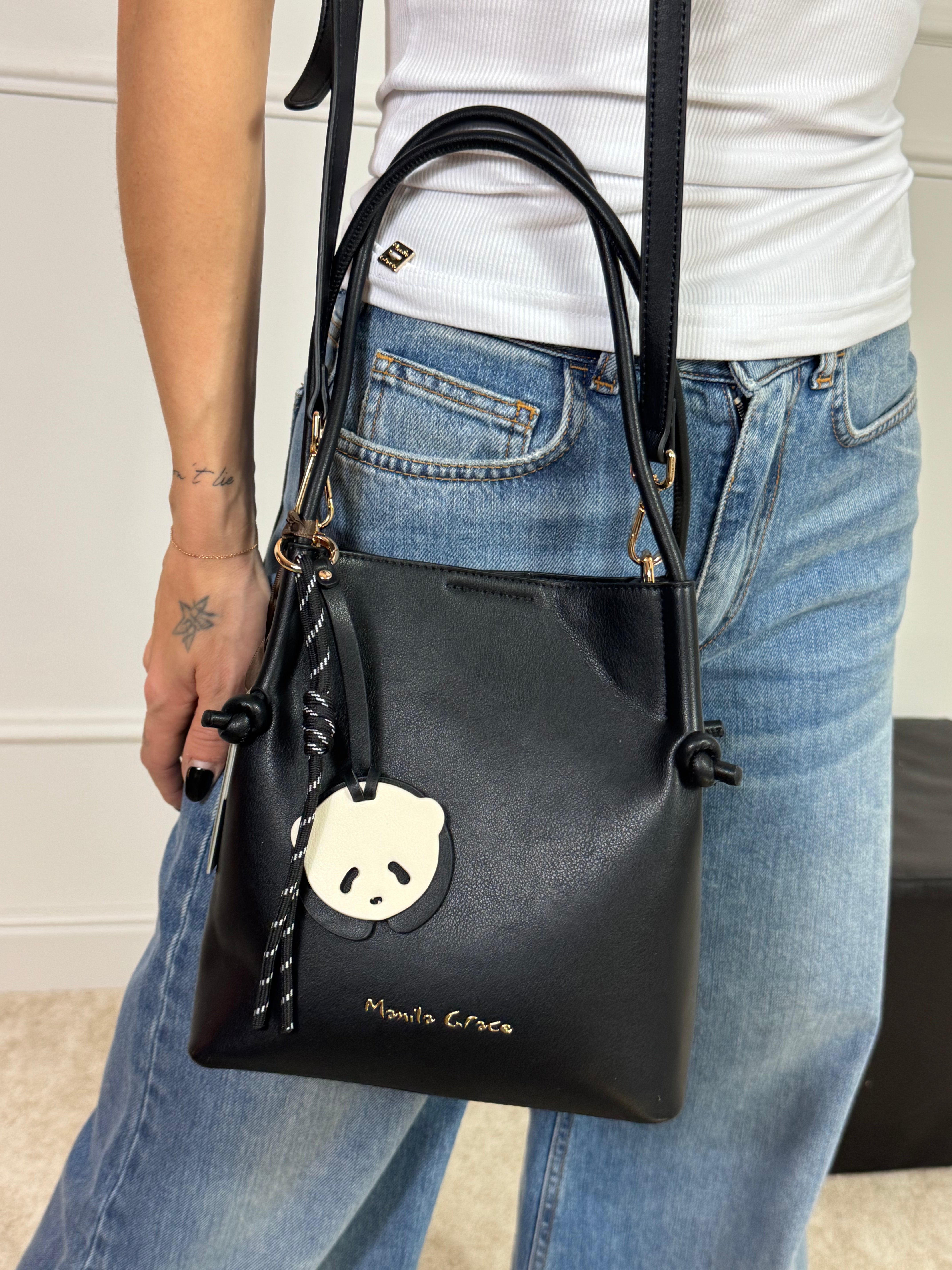 Borsa Manila Grace TOTE BAG PICCOLA ECOPELLE LISCIA CHARM PANDA - ART. B806EU