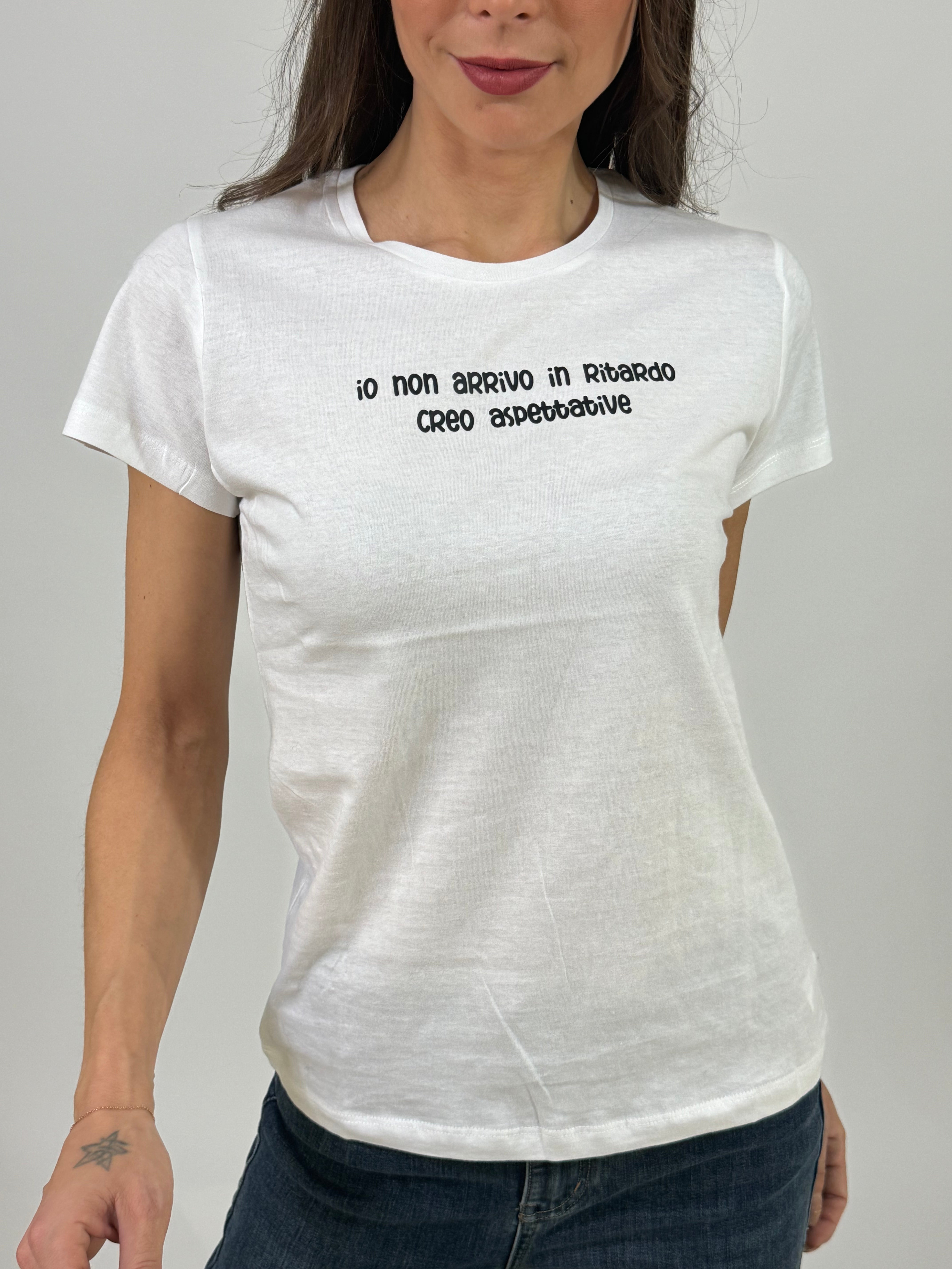 T-shirt Susy Mix IO NON ARRIVO IN RITARDO CREO ASPETTATIVE