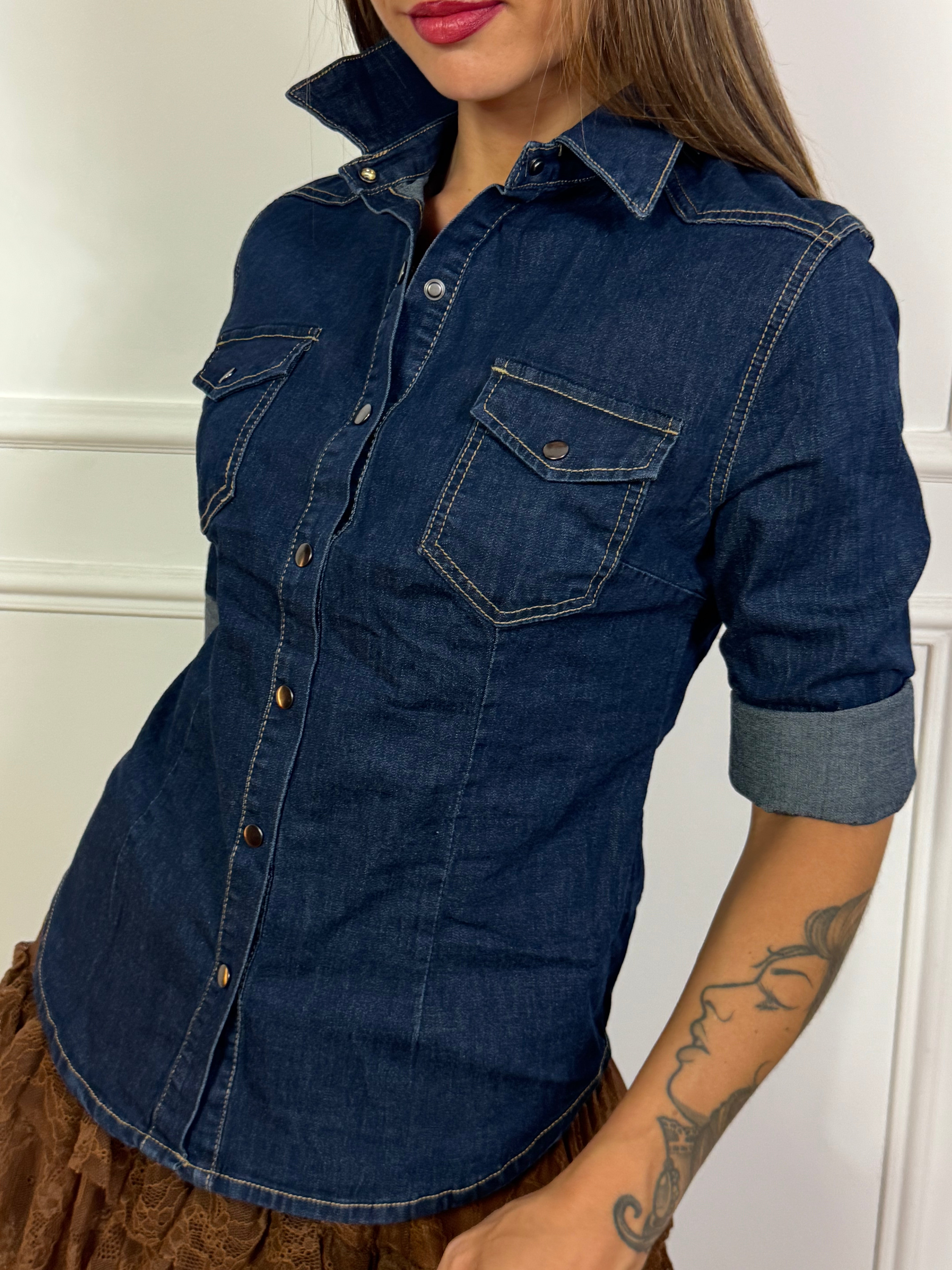 Camicia di jeans elasticizzato Victoria ILMH TASCHINI SEMPLICI