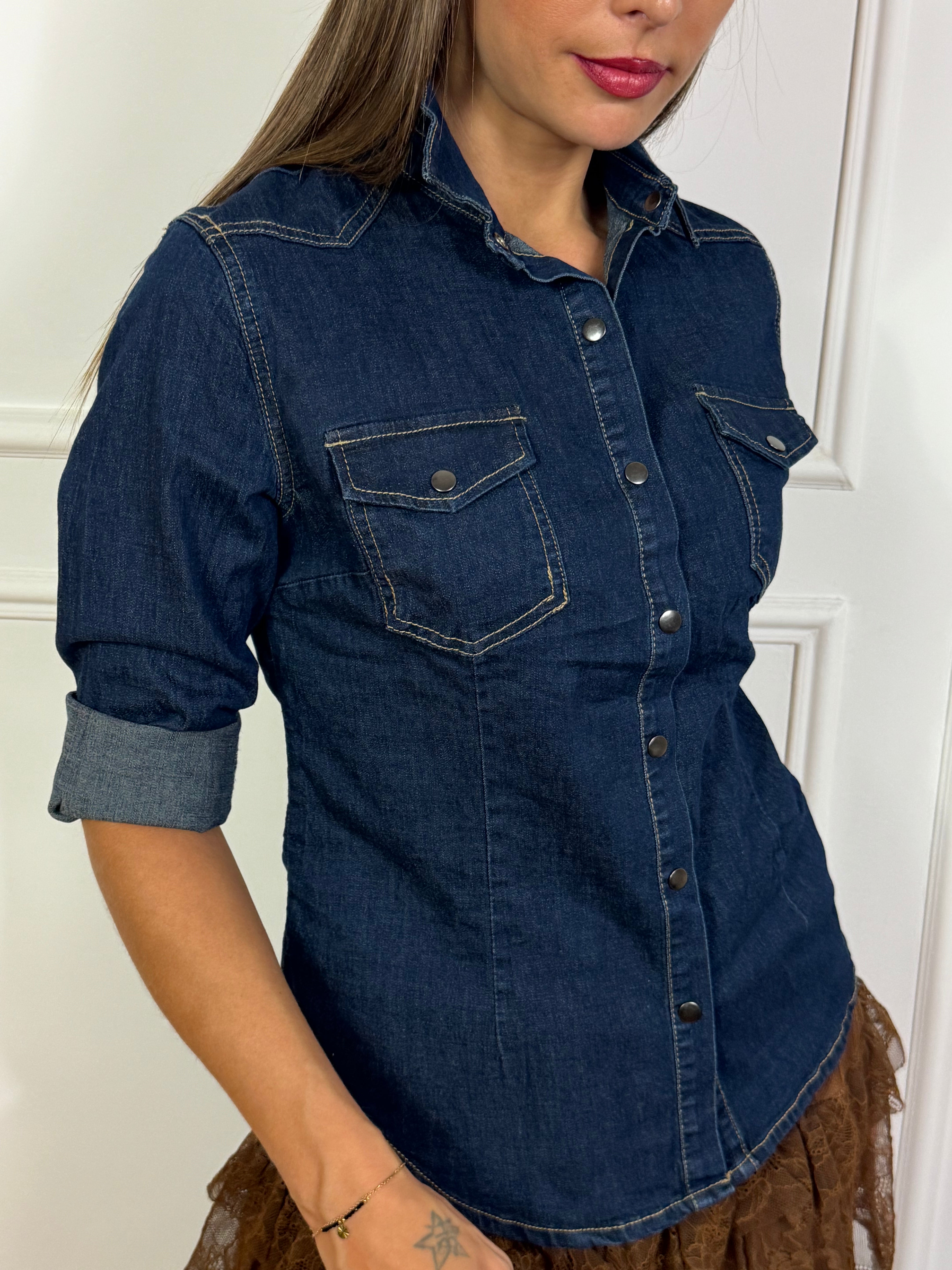 Camicia di jeans elasticizzato Victoria ILMH TASCHINI SEMPLICI