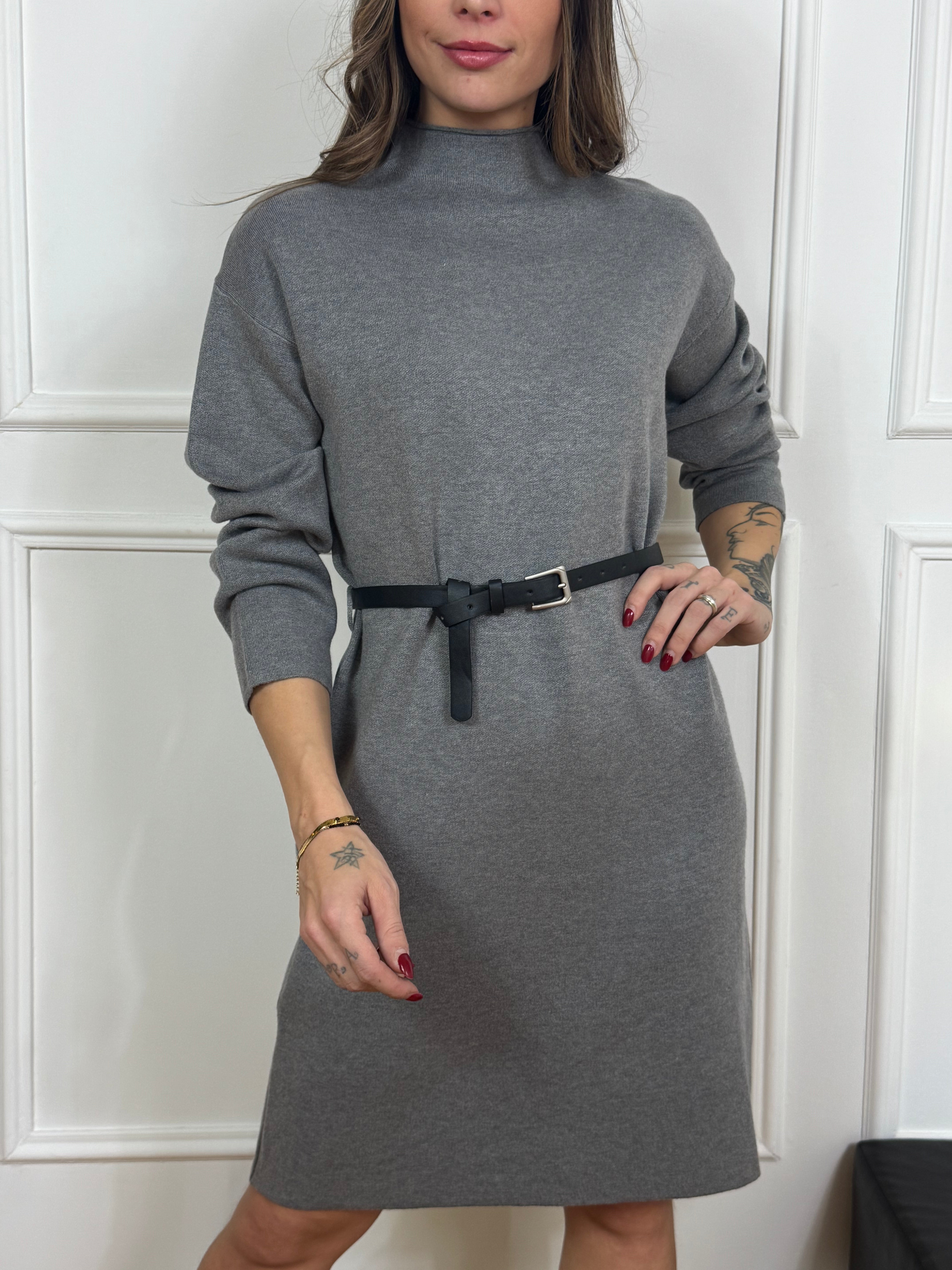 Abito in maglina Kikisix COLLETTO CRATERE CON CINTURA