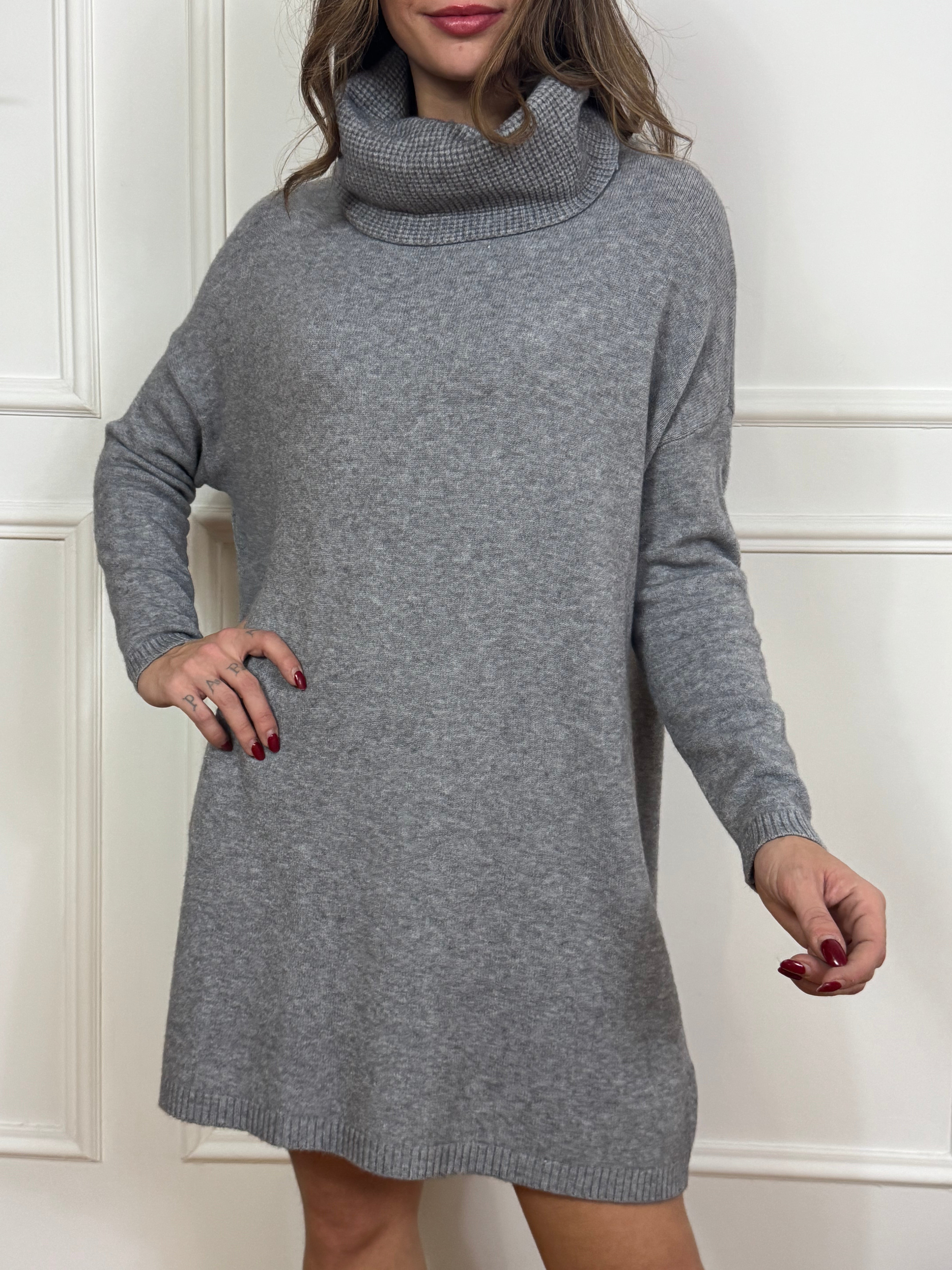 Abito in maglina Kikisix COLLO A CIAMBELLA LAVORATO