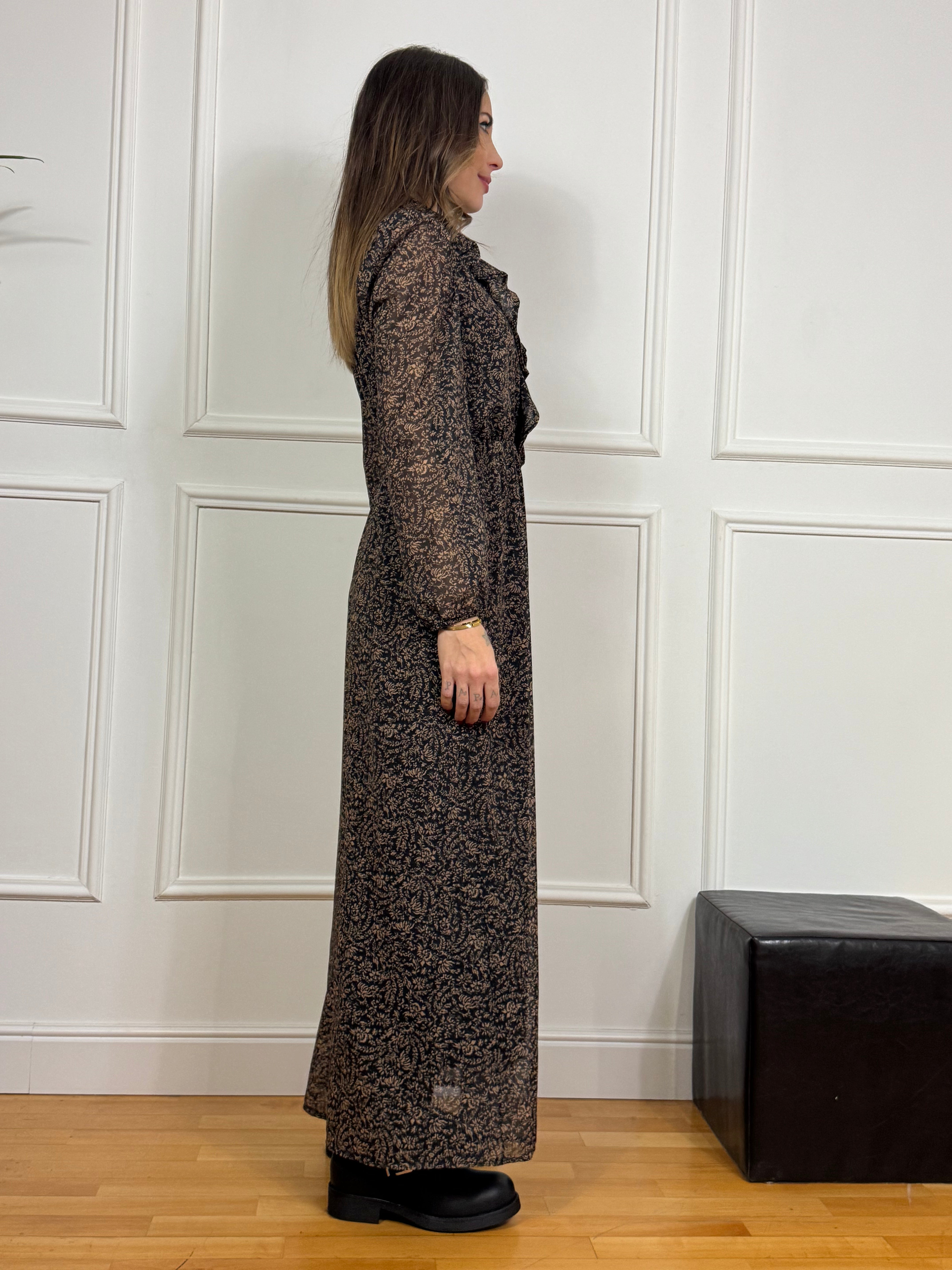 Abito lungo in georgette con volant Kikisix fantasia floreale NERO-BEIGE