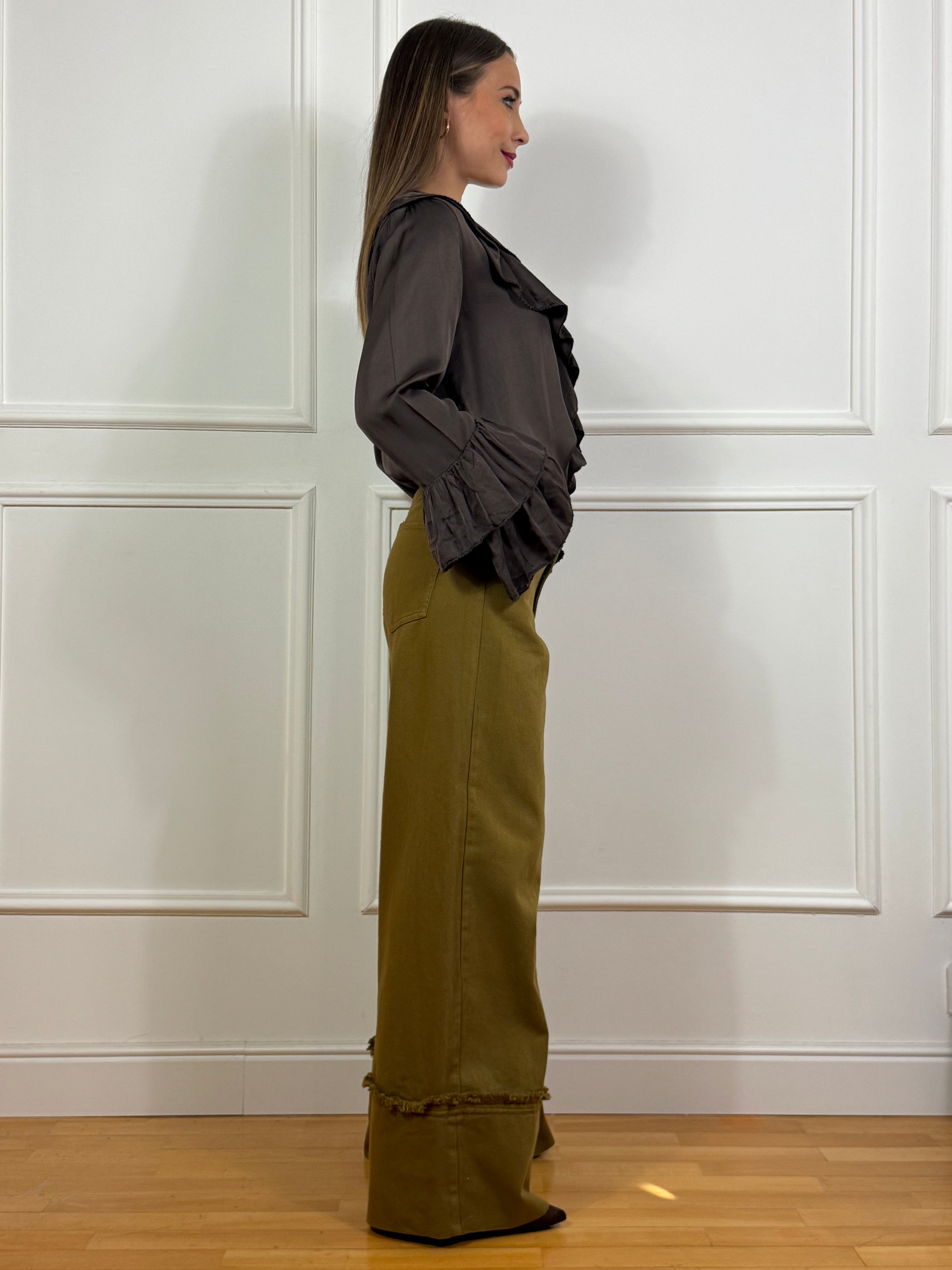 Jeans OVER AMPIO CON RISVOLTO Victoria ILMH con BORDI SFRANGIATI