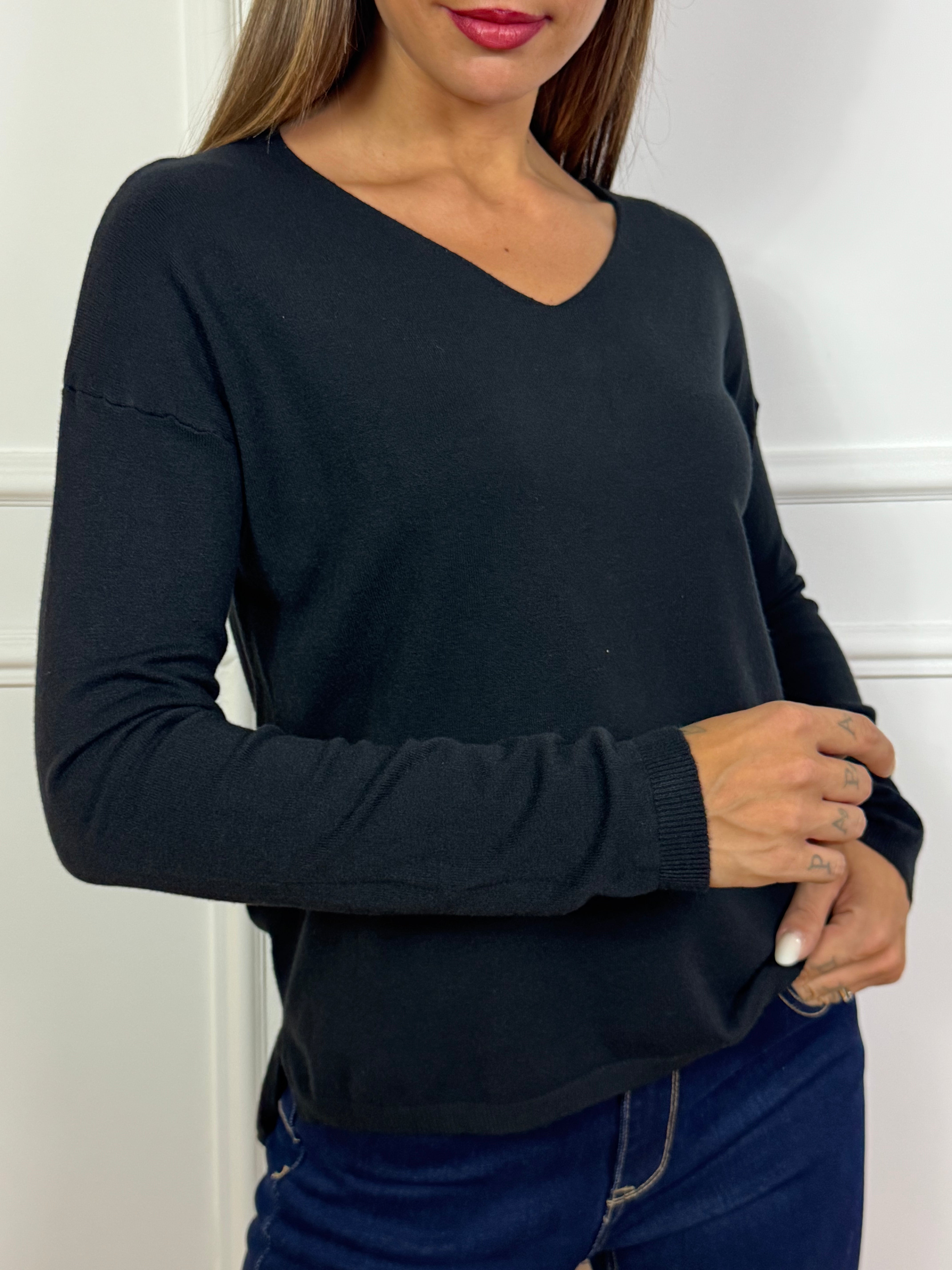 MAGLIA COMODA Victoria ILMH LISCIA scollo V