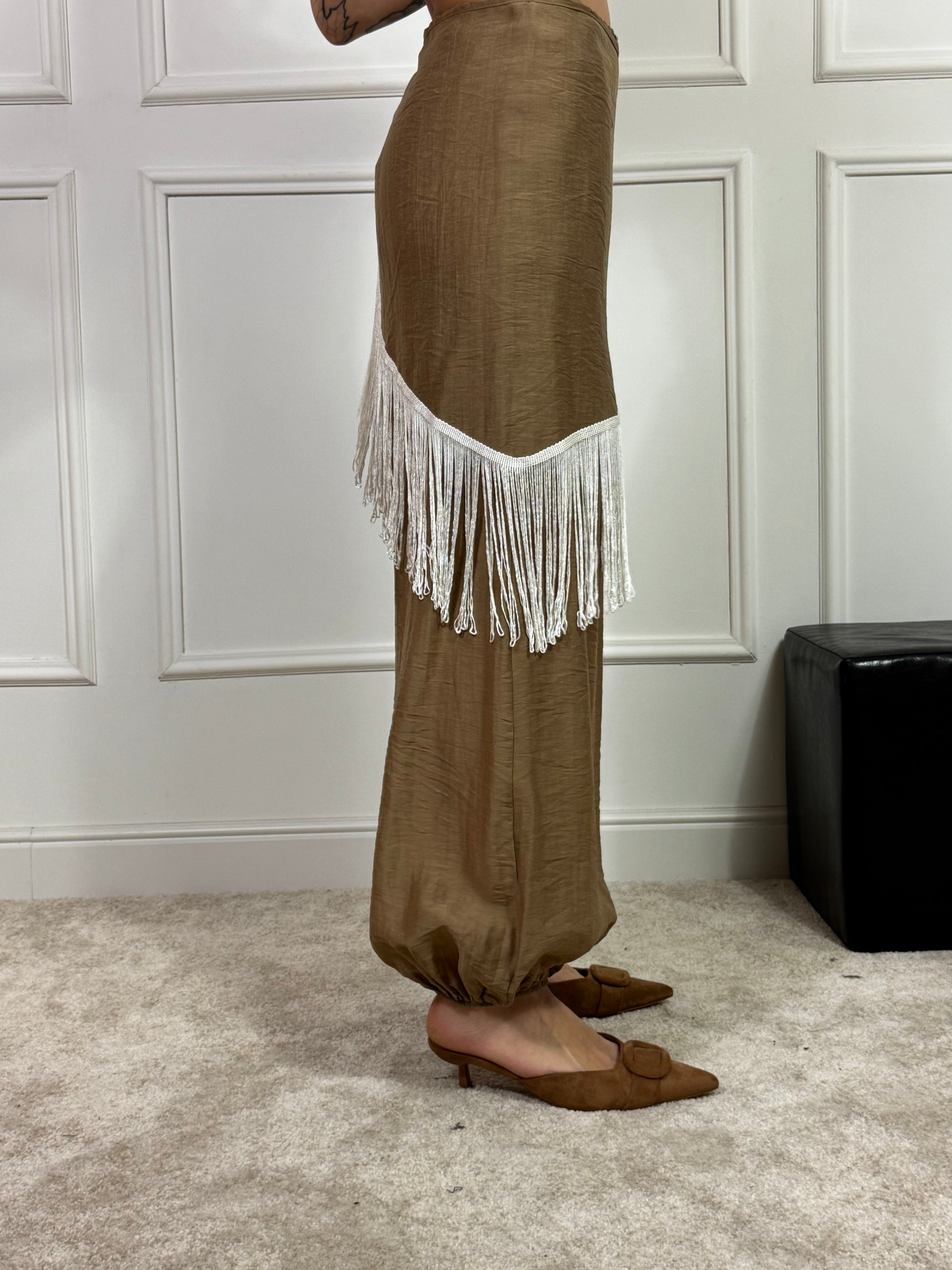 Pantalone Susy Mix effetto pareo con frange