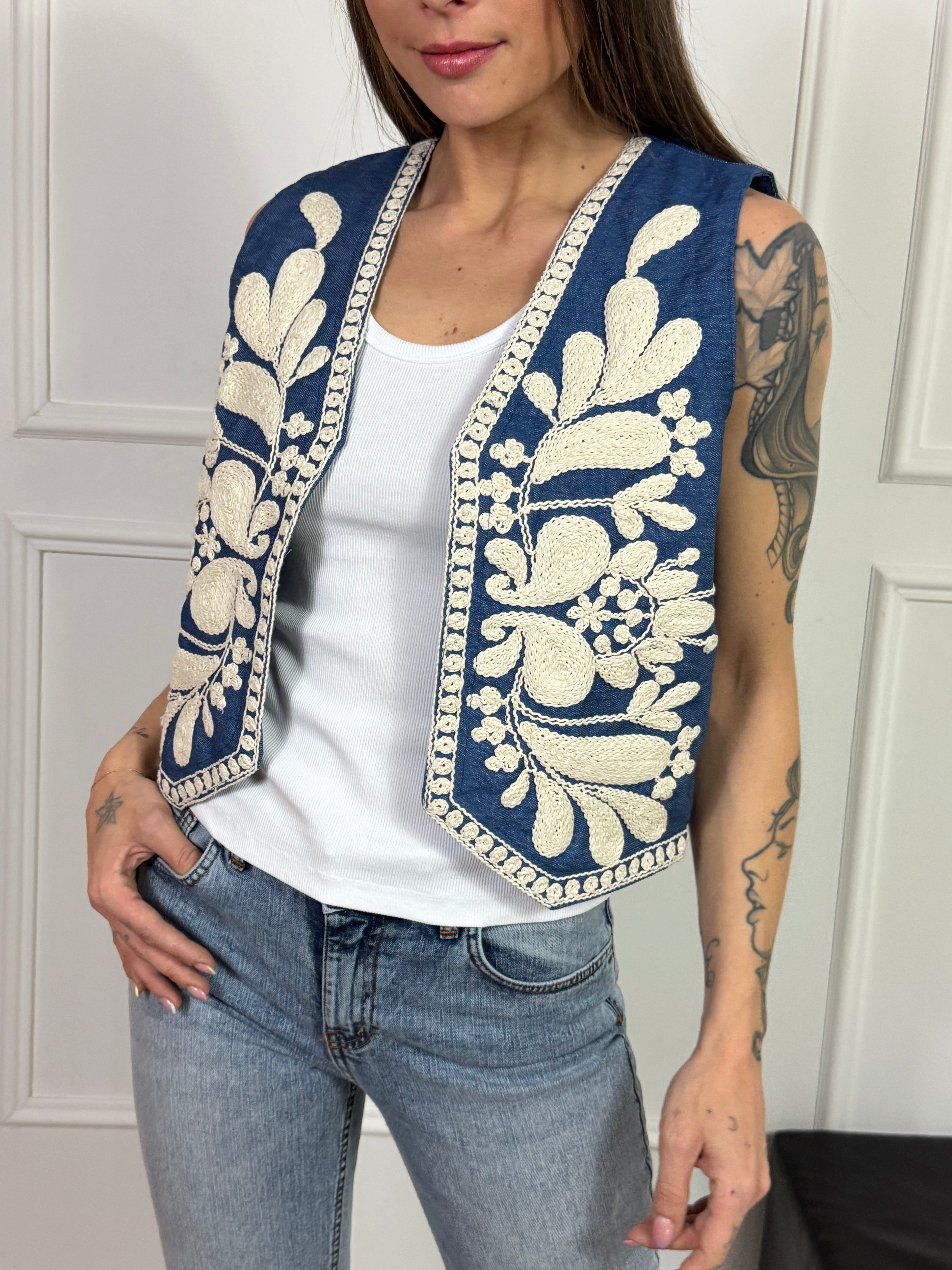 Gilet in tessuto denim Susy Mix con ricamo