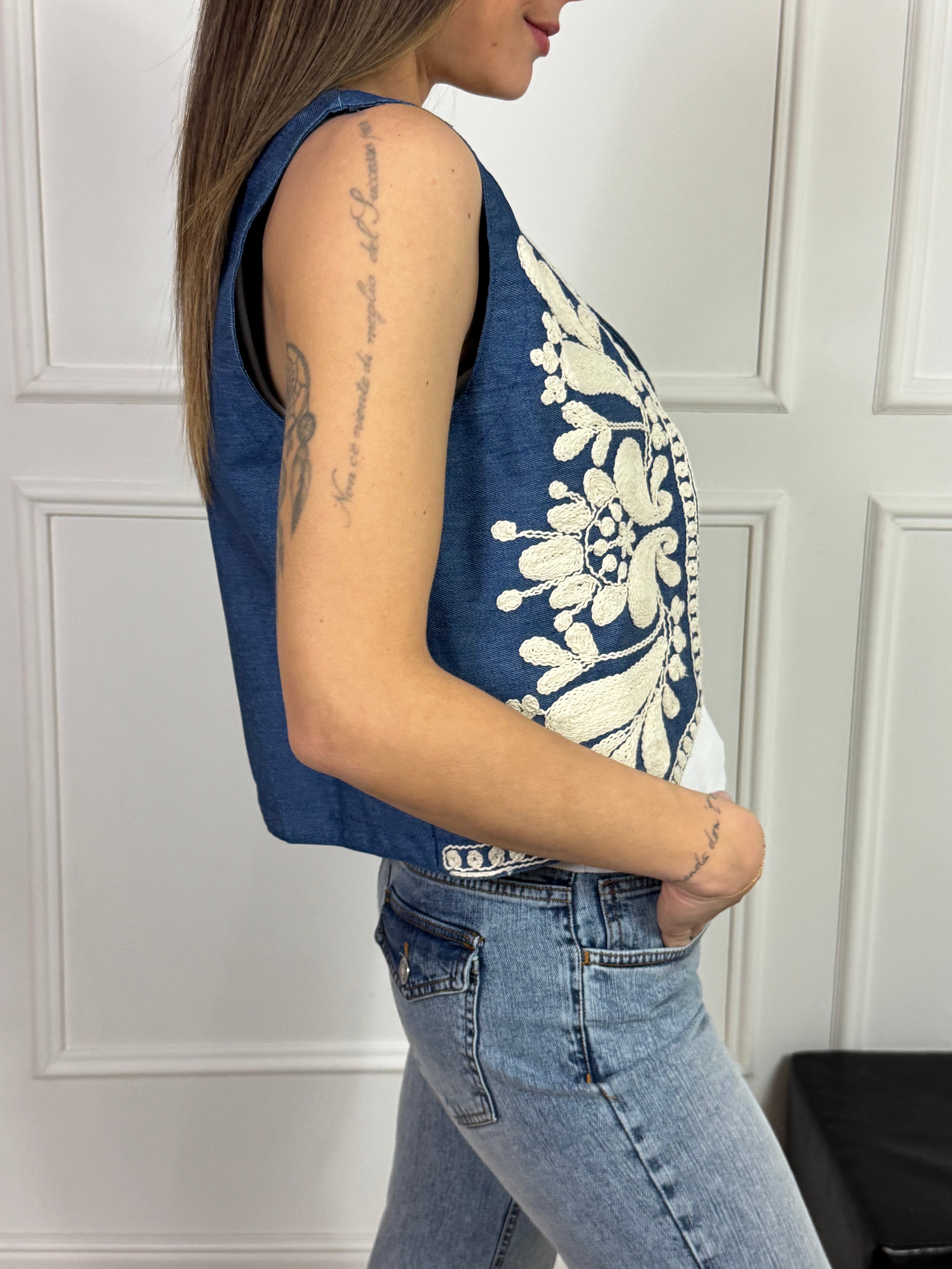 Gilet in tessuto denim Susy Mix con ricamo
