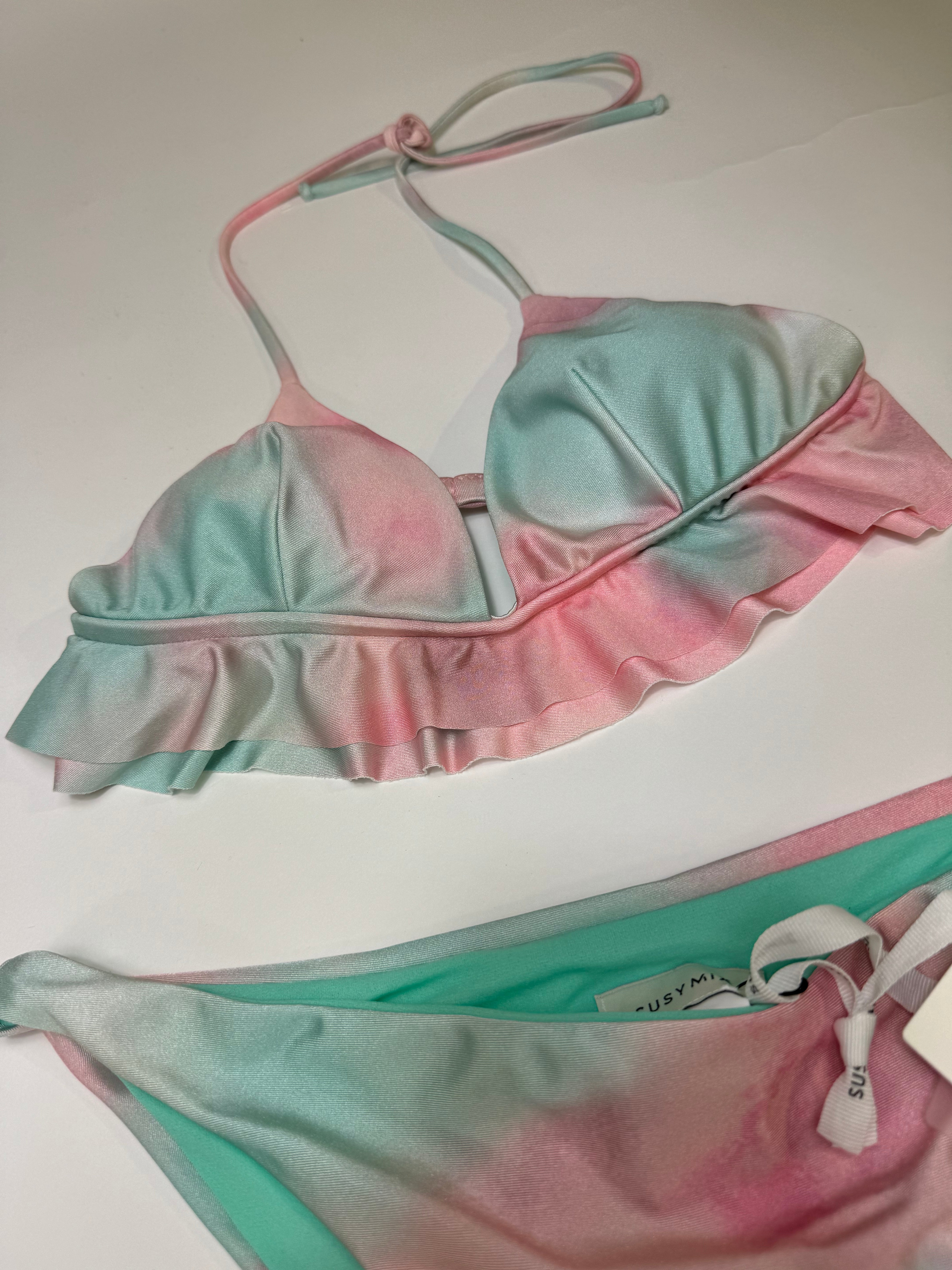 Costume bikini Susy Mix colori pastello con volant