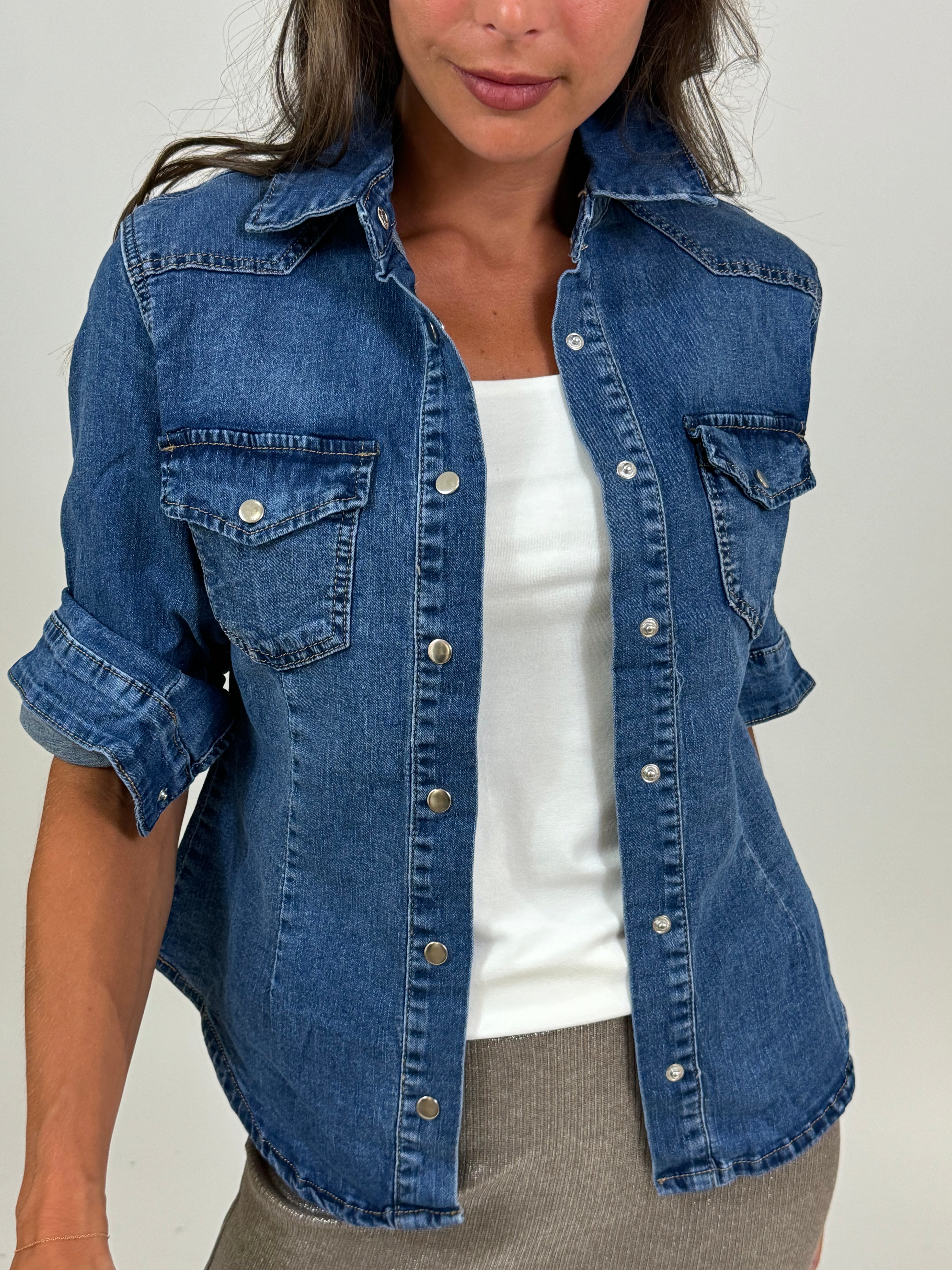 Camicia di jeans elasticizzato Susy Mix con taschini