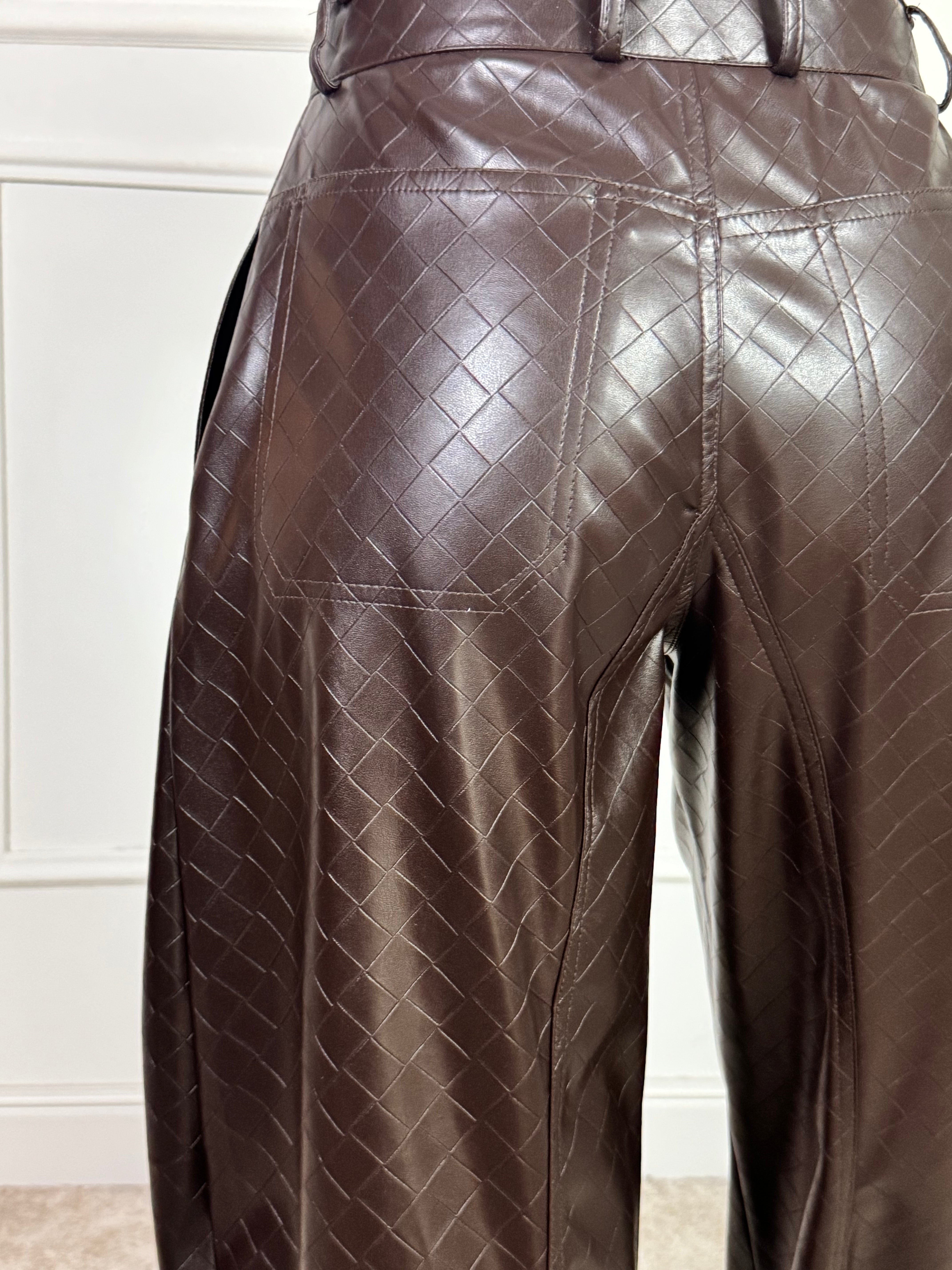 Pantalone OVETTO in ECOPELLE MARRONE Victoria ILMH texture quadretti