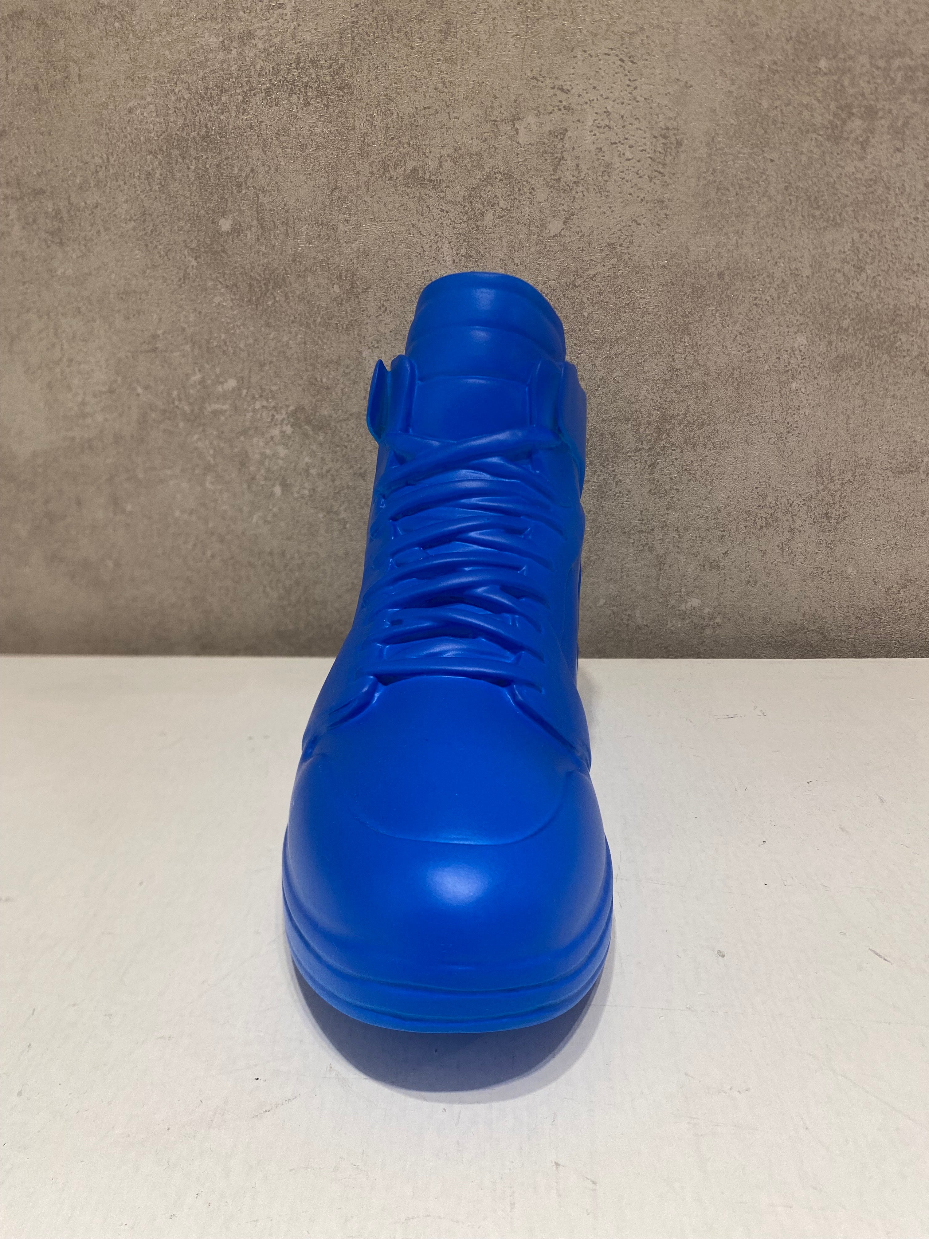Scultura SNEAKER BLU